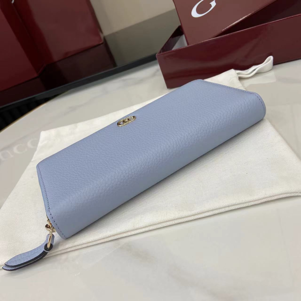 구찌 GG 마몬트 그레인 레더 지퍼 장지갑