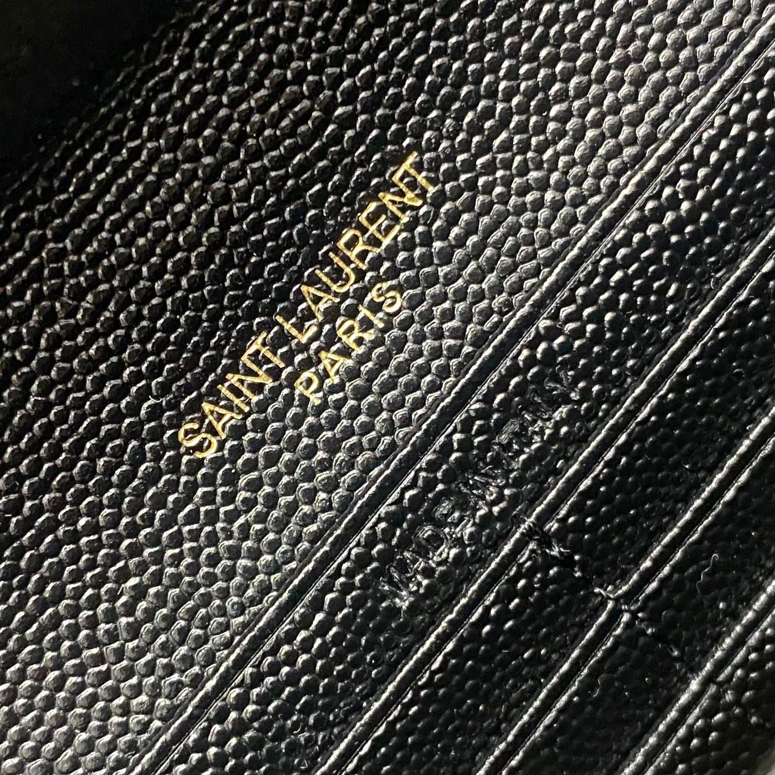 생로랑 카산드라 마테라쎄 플랩 장지갑