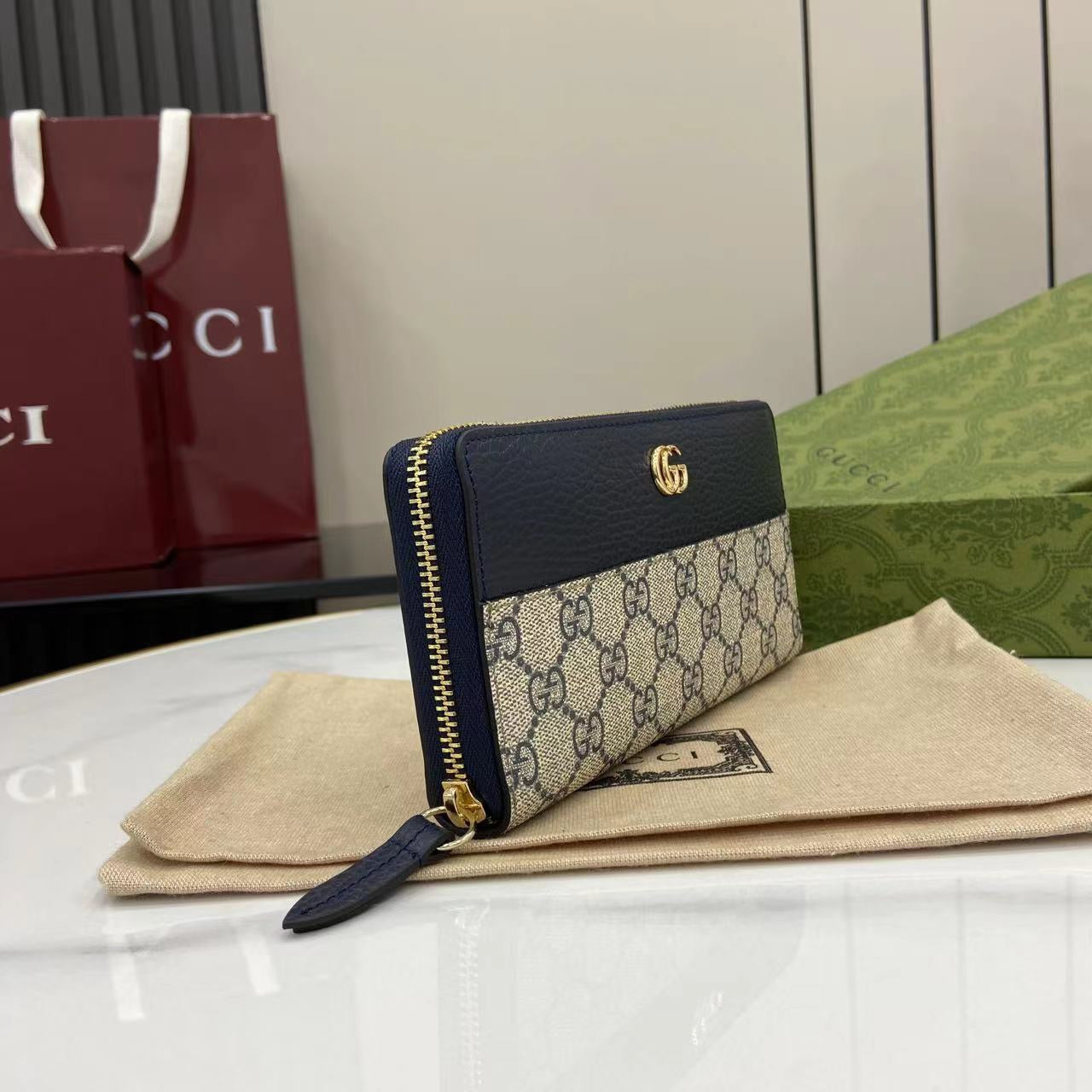 구찌 GG 마몽트 지퍼 장지갑 캔버스