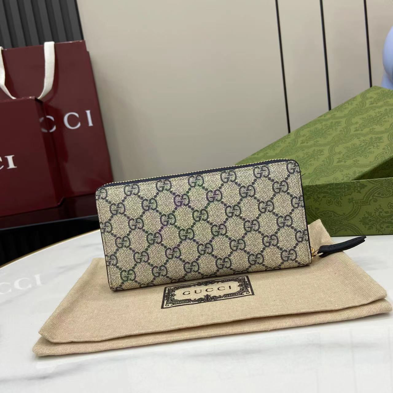 구찌 GG 마몽트 지퍼 장지갑 캔버스