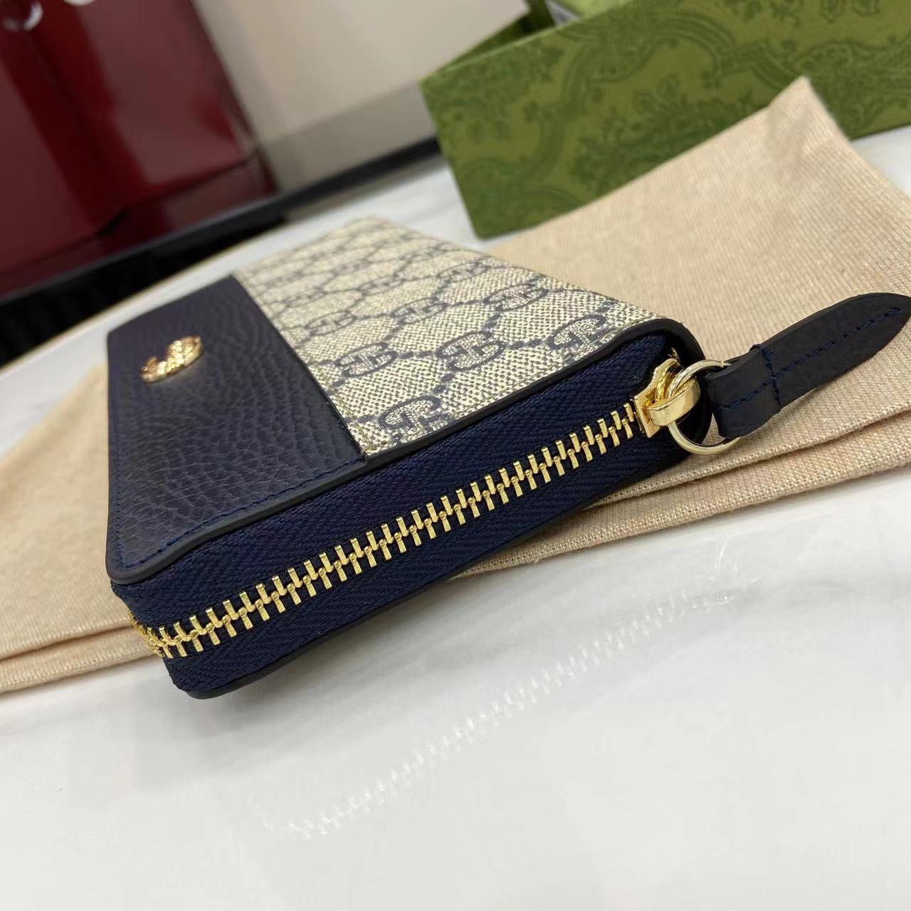 구찌 GG 마몽트 지퍼 장지갑 캔버스