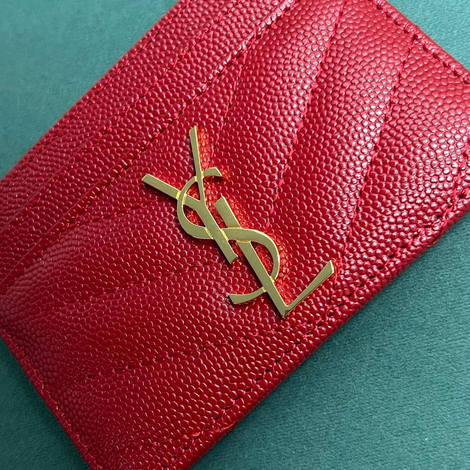 생로랑 모노그램 마테라쎄 카드지갑