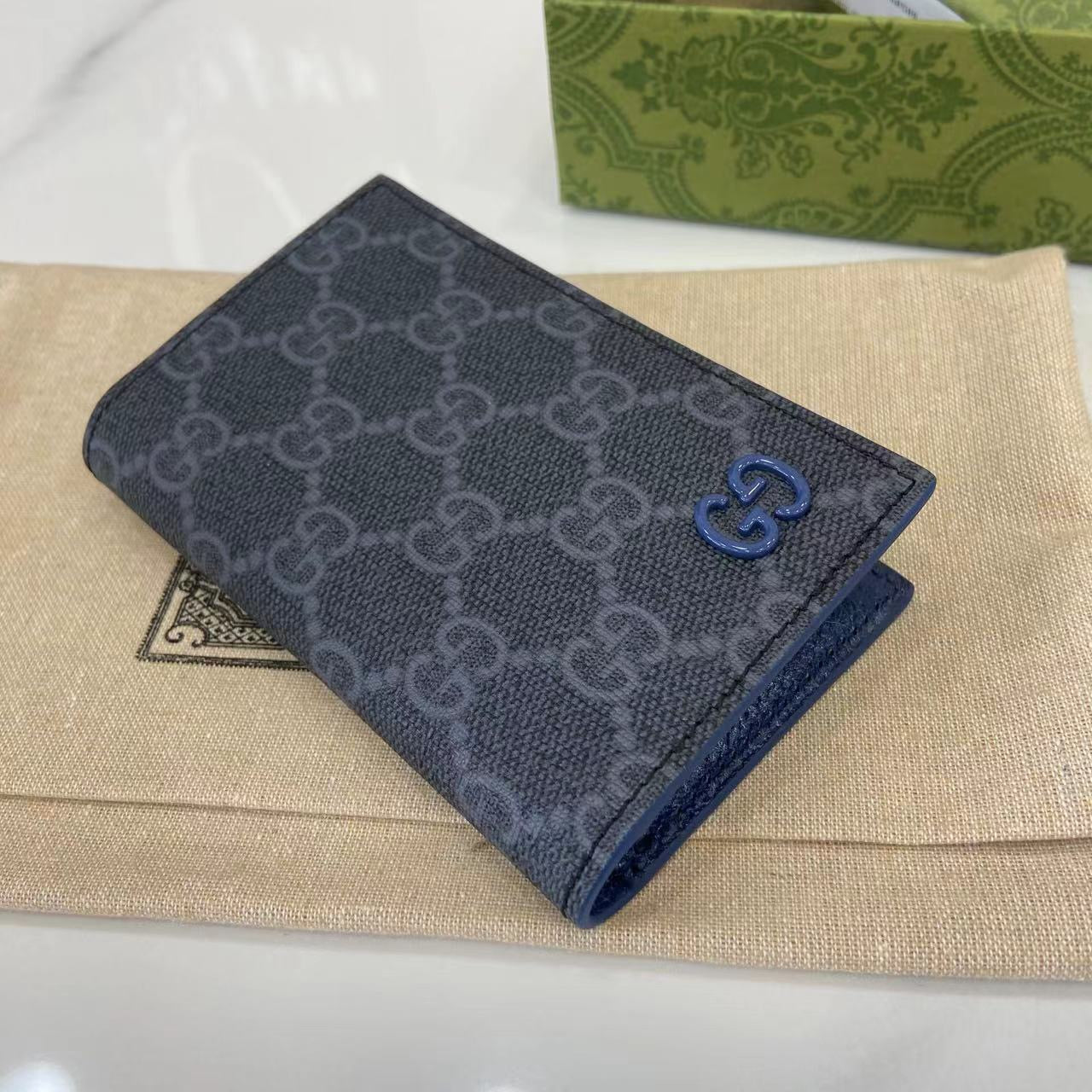 구찌 GG 디테일 롱 카드 케이스