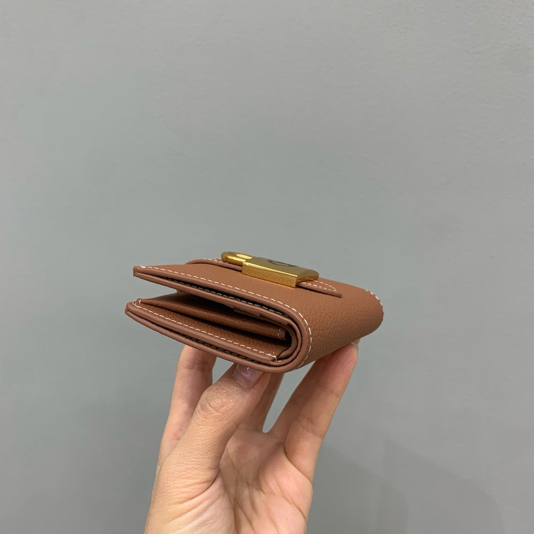 루이비통 로우 키 컴팩트 월렛