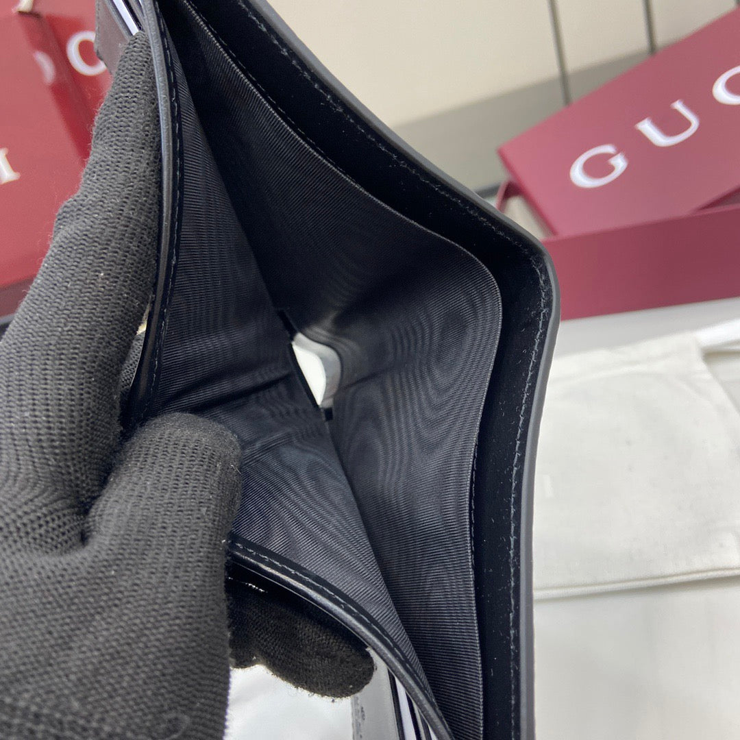 구찌 점보 GG 블랙 반지갑