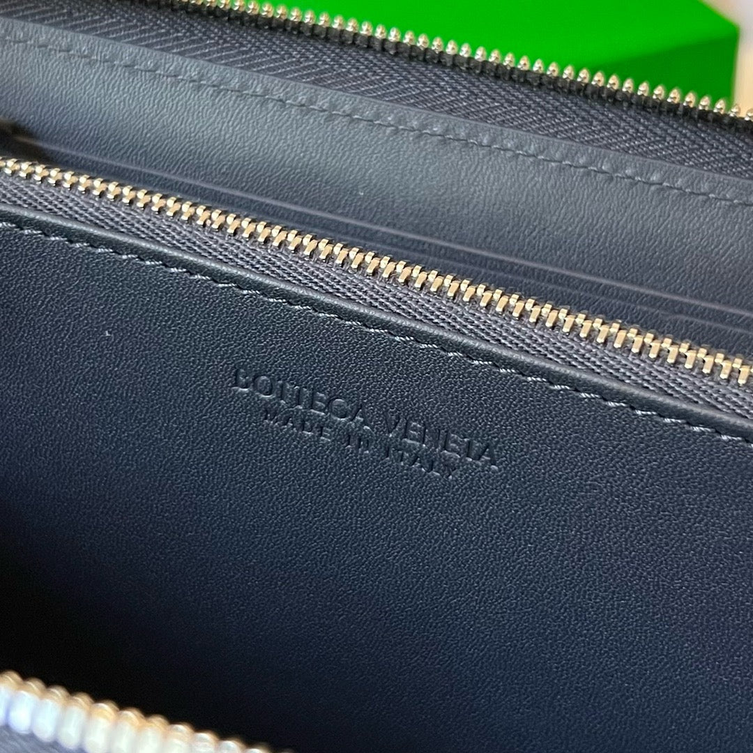 보테가 베네타 지퍼 어라운드 카세트 장지갑