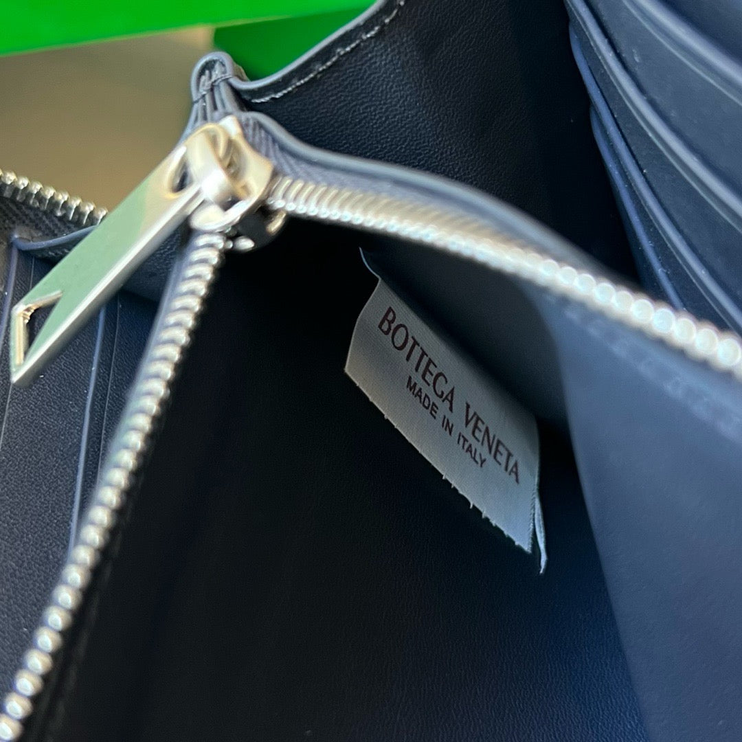 보테가 베네타 지퍼 어라운드 카세트 장지갑