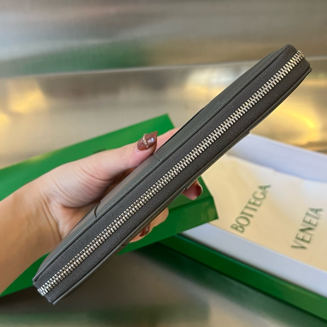 보테가 베네타 지퍼 어라운드 카세트 장지갑