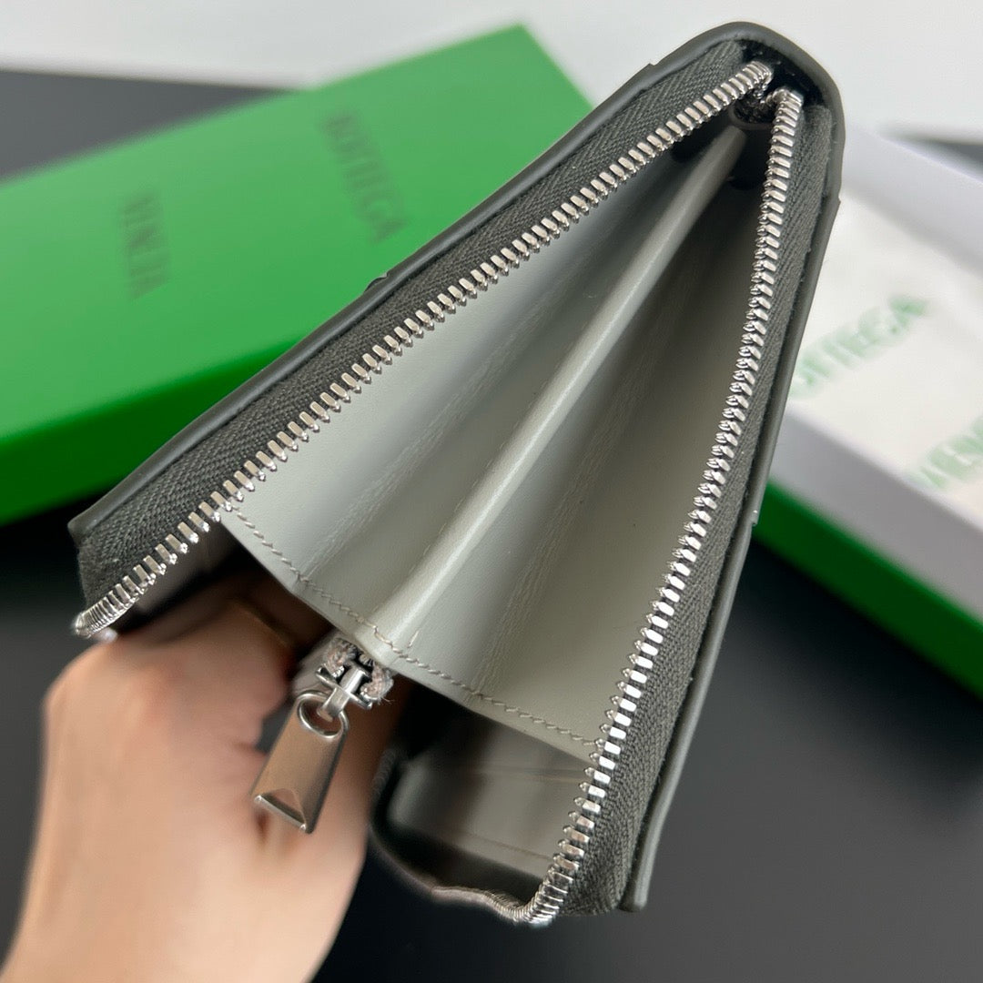 보테가 베네타 지퍼 어라운드 카세트 장지갑