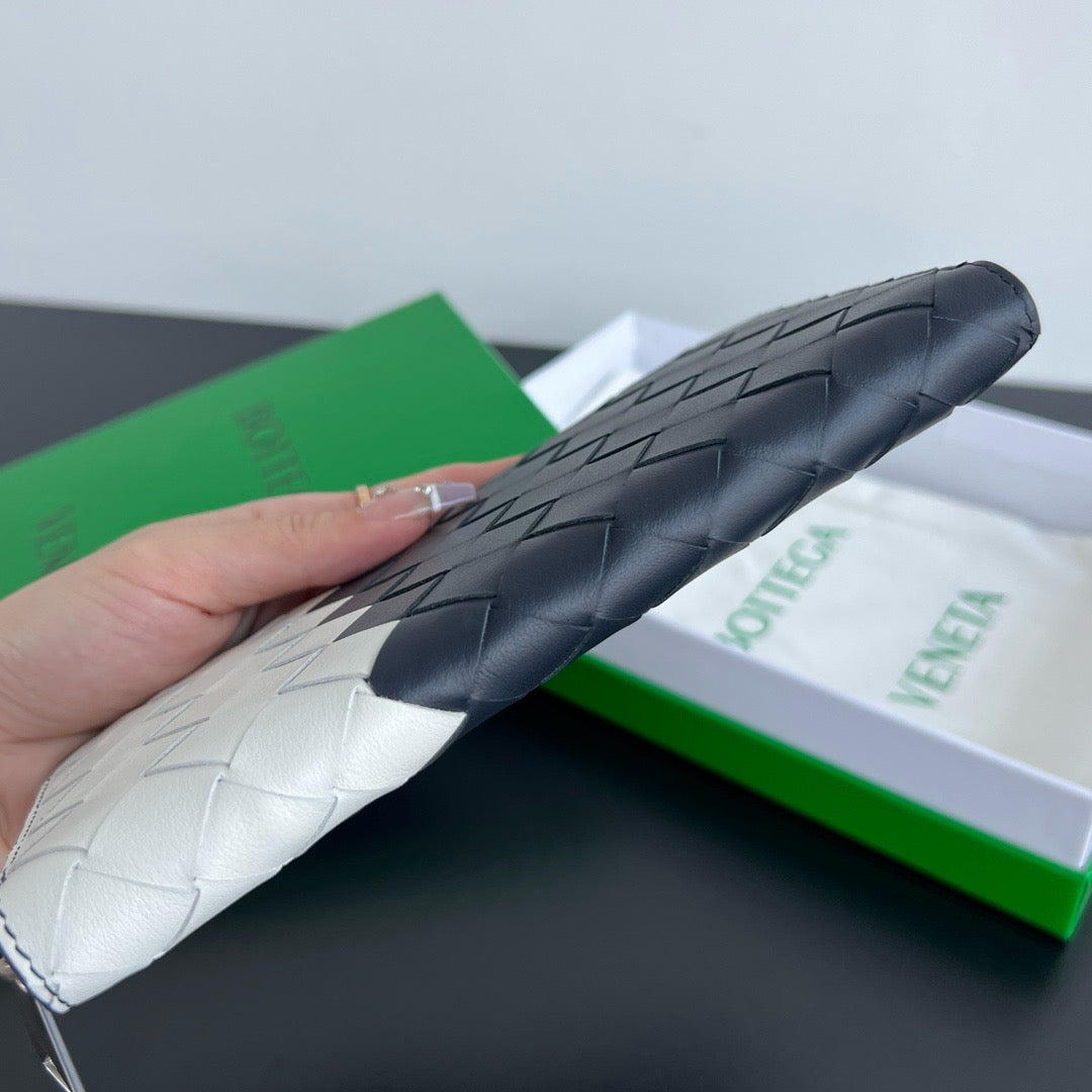 보테가 베네타 인트레치아토 지퍼 투톤 장지갑