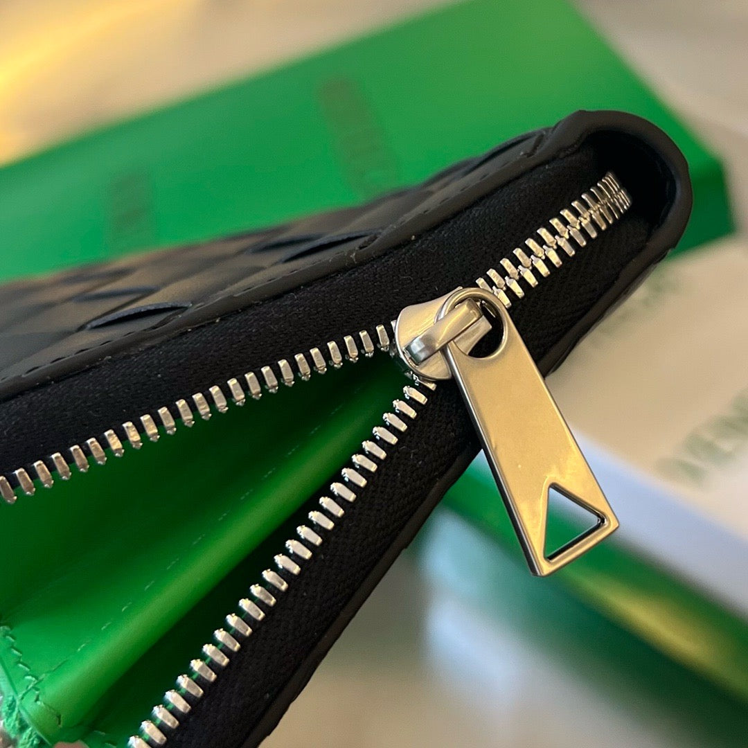 보테가 베네타 인트레치아토 지퍼 투톤 장지갑