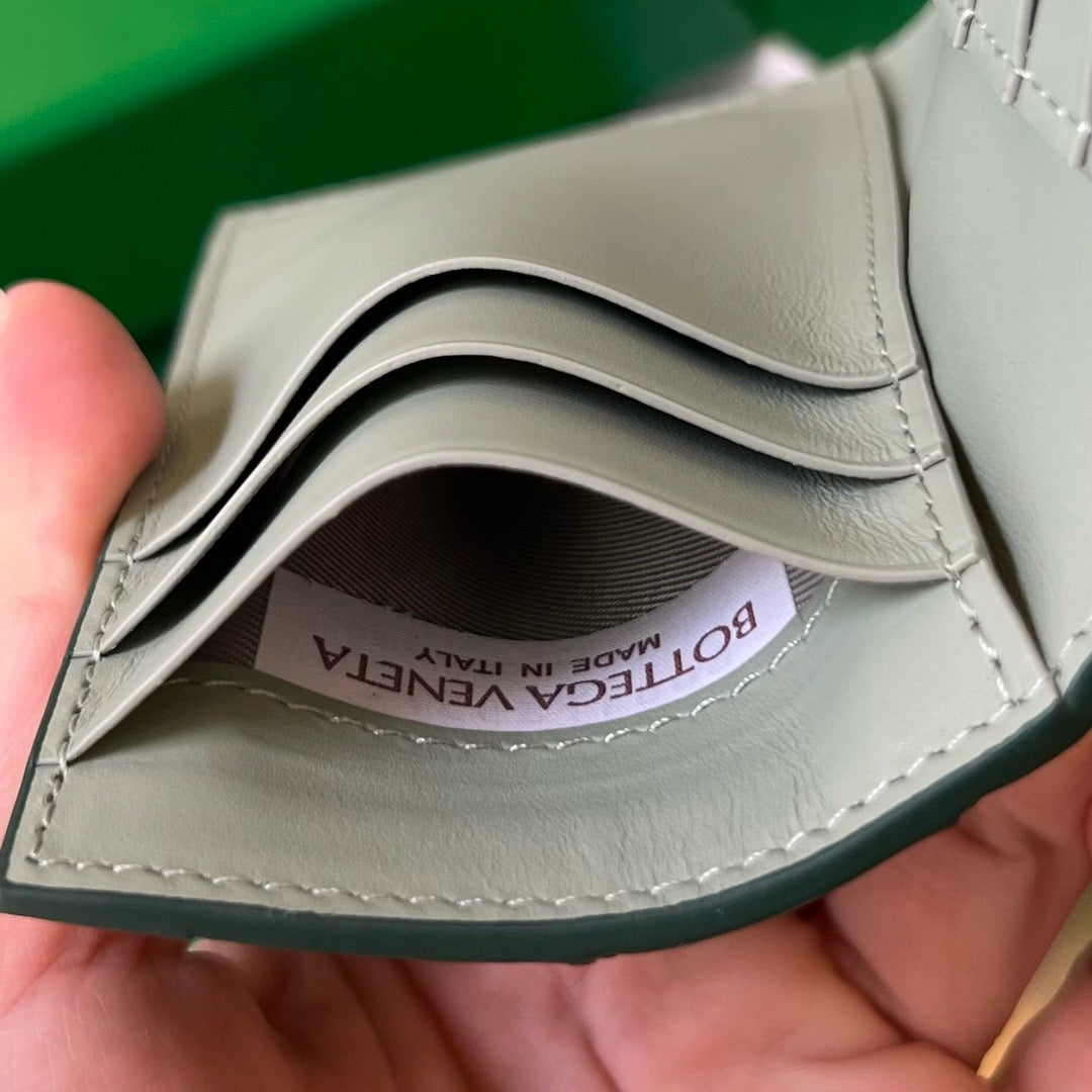 보테가 베네타 인트레치아토 투톤 카드지갑