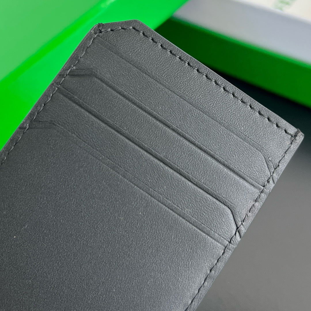 보테가 베네타 인트레치아토 버티컬 카드 홀더