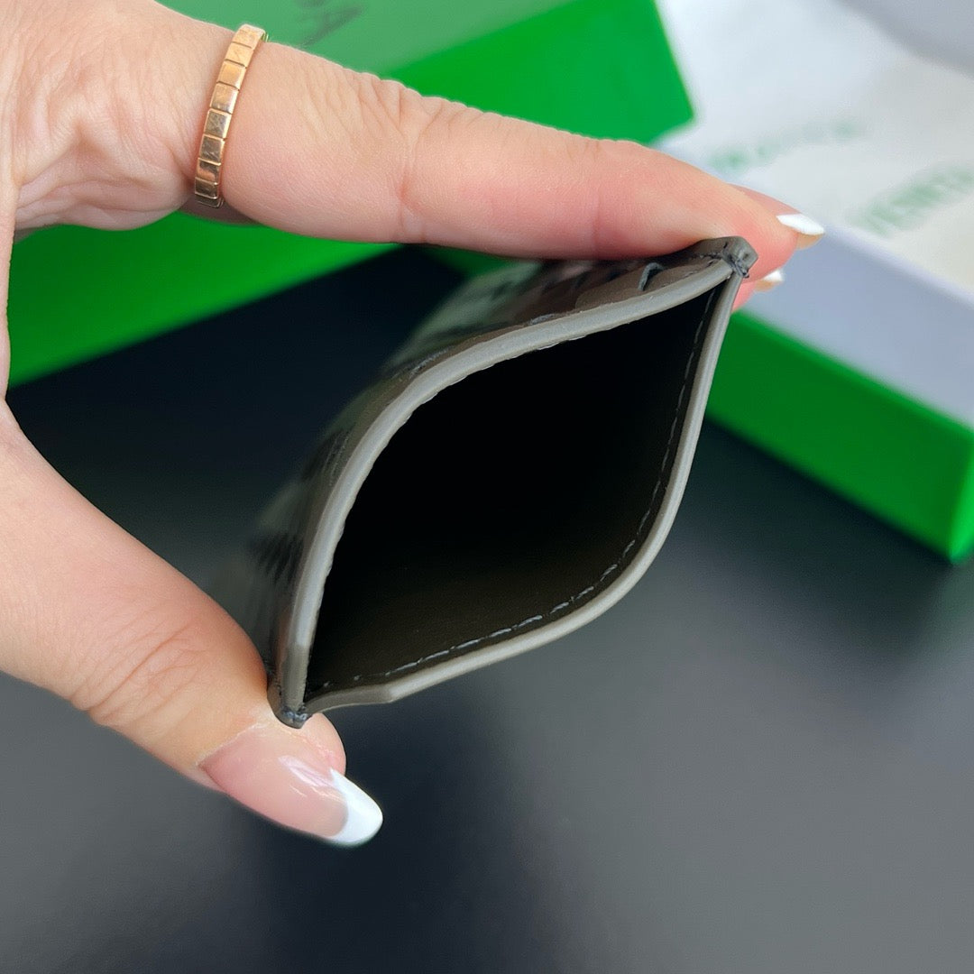 보테가 베네타 인트레치아토 버티컬 카드 홀더