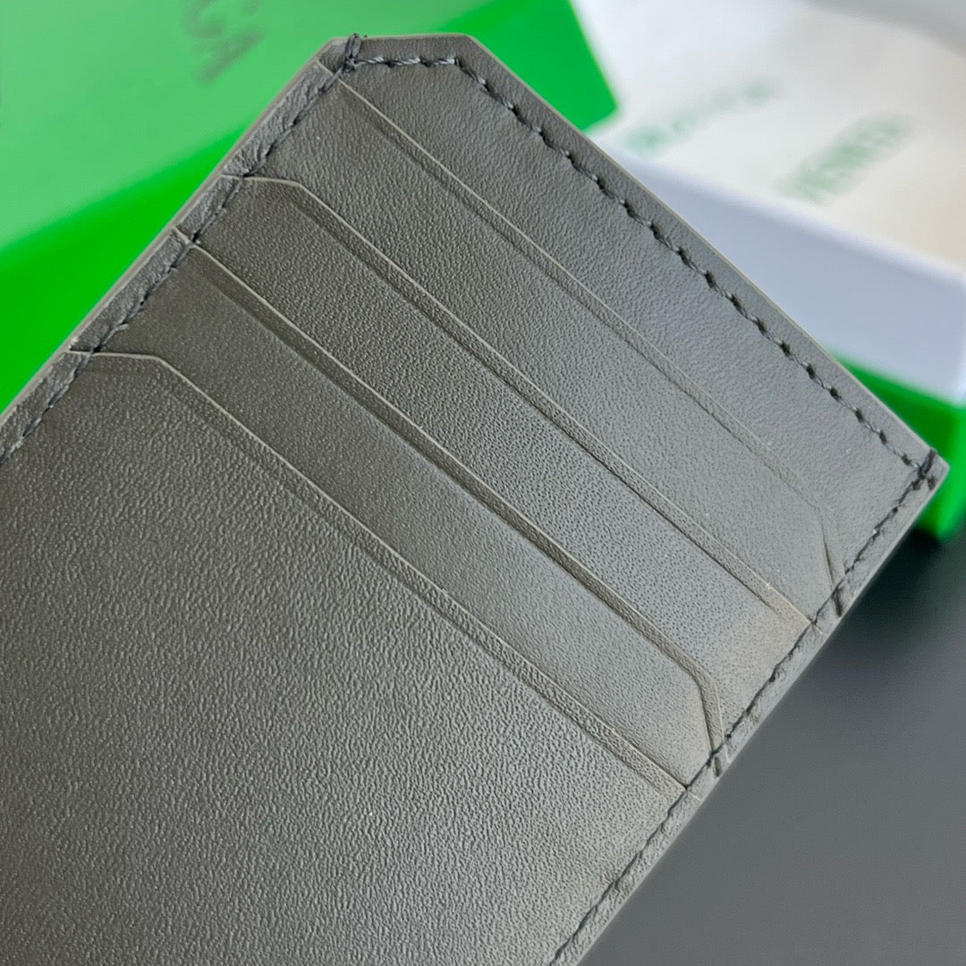 보테가 베네타 인트레치아토 버티컬 카드 홀더