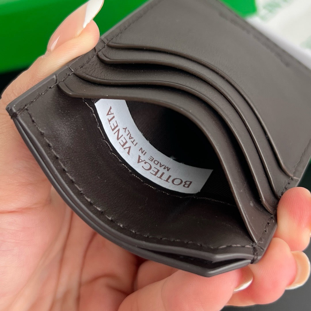 보테가 베네타 인트레치아토 버티컬 카드 홀더