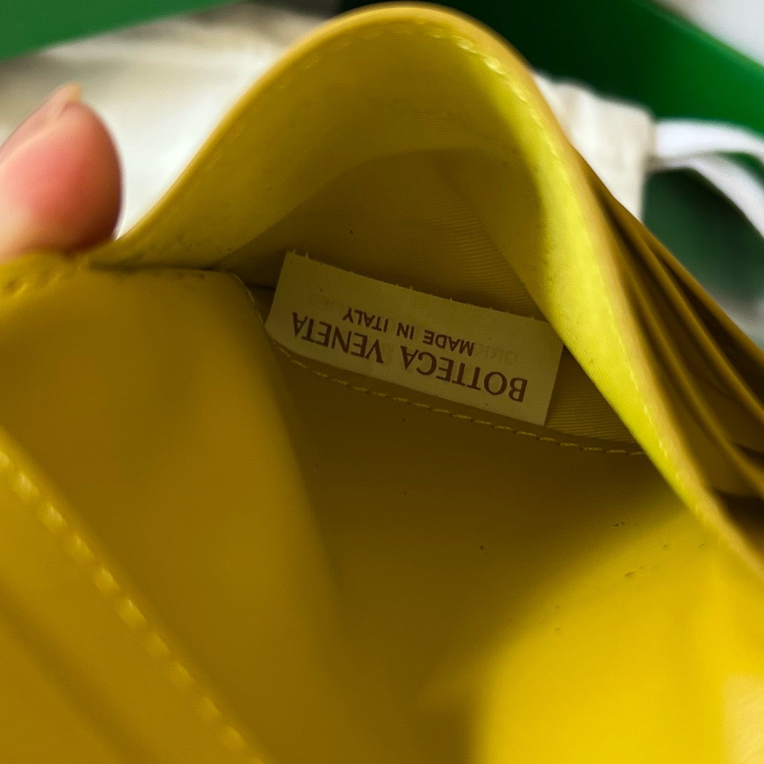 보테가 베네타 인트레치아토 슬림 투톤 반지갑