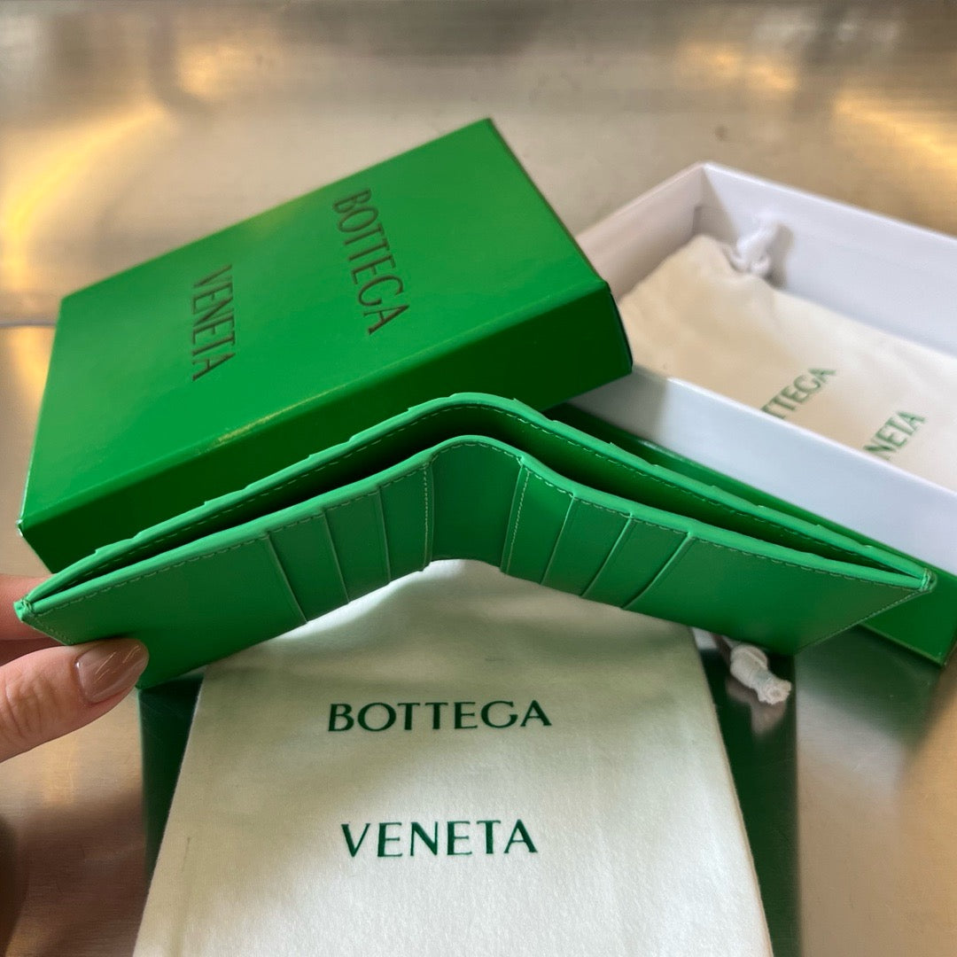 보테가 베네타 인트레치아토 슬림 반지갑