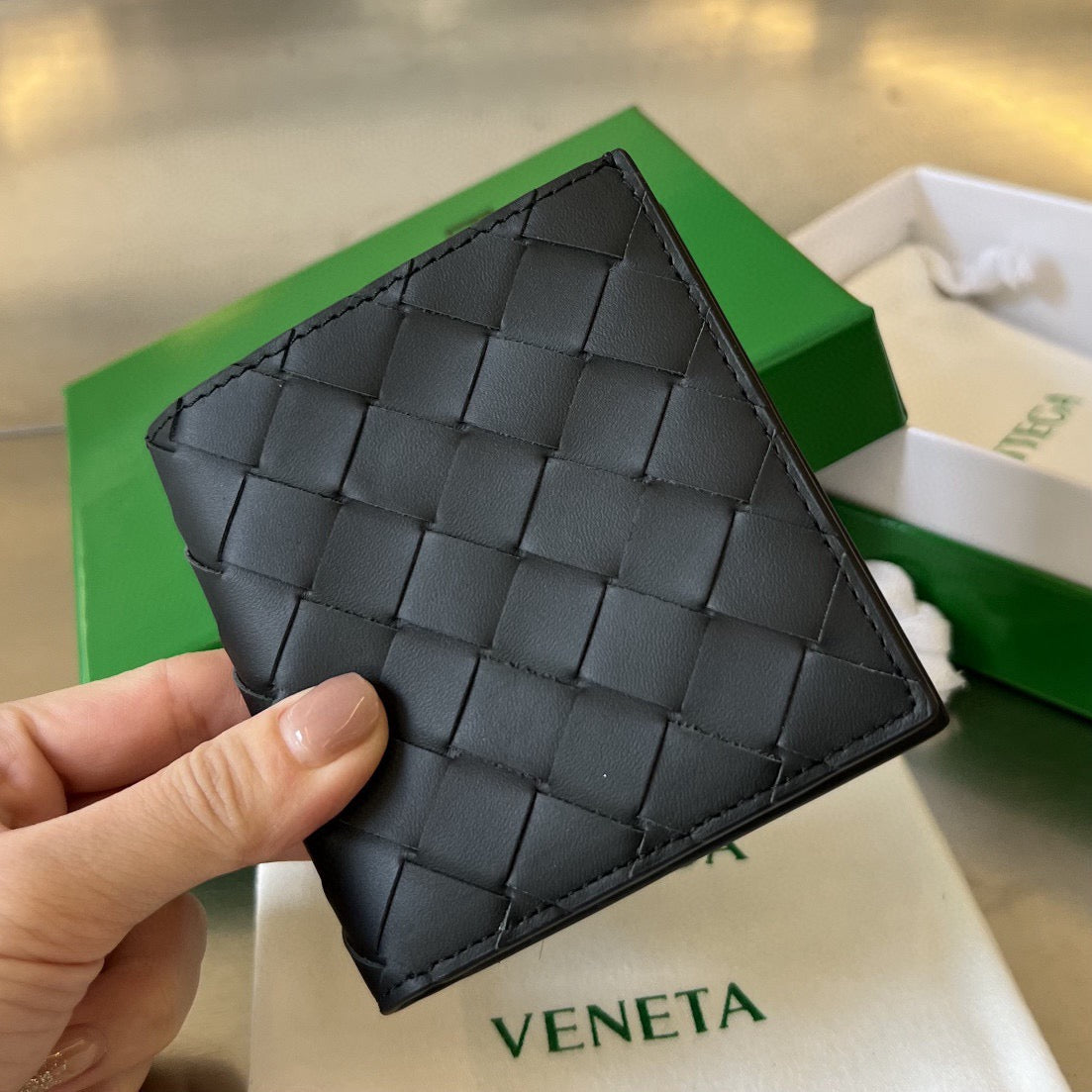 보테가 베네타 인트레치아토 슬림 반지갑