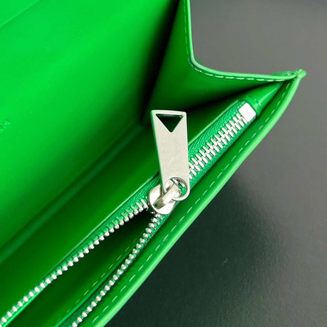 보테가 베네타 인트레치아토 지퍼 카드 장지갑