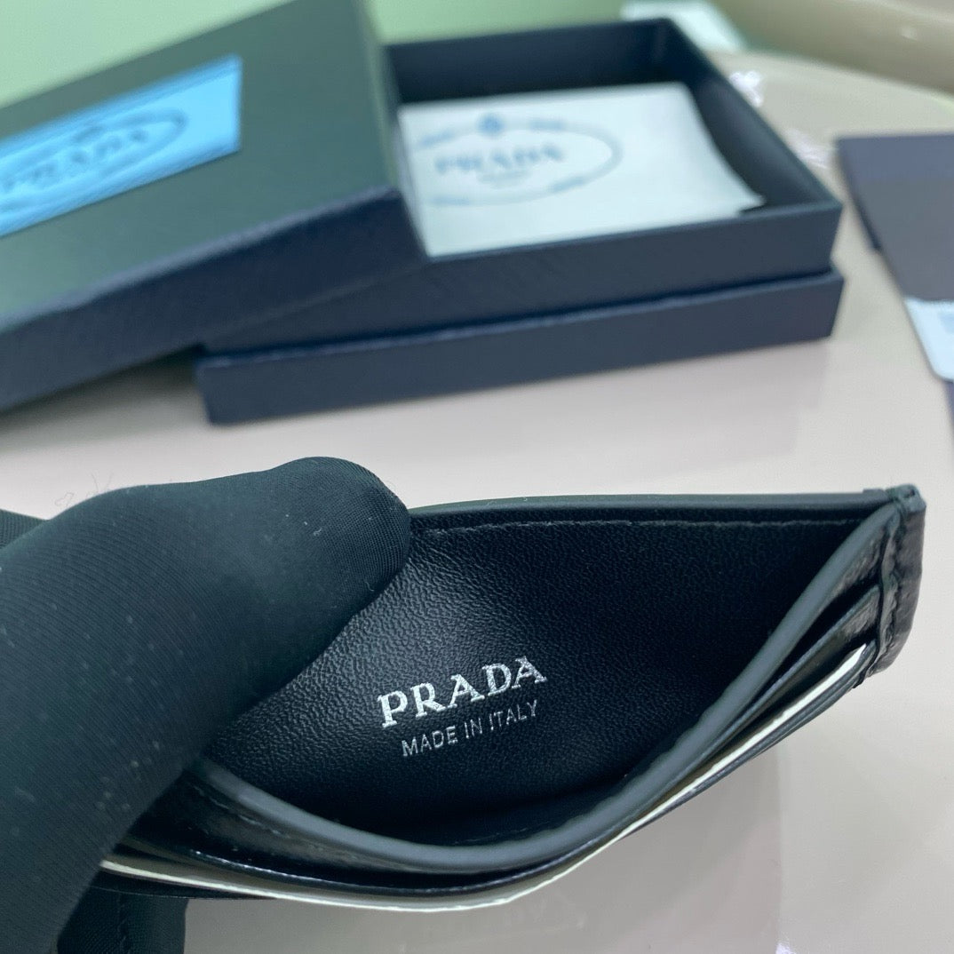 프라다 소프트 럭스 카드 홀더