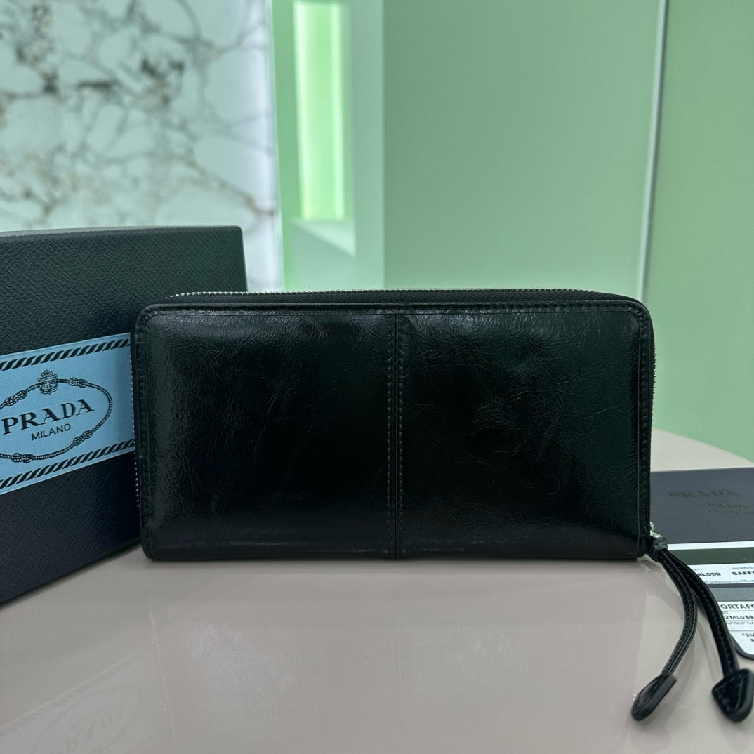 프라다 소프트 럭스 지퍼 장지갑
