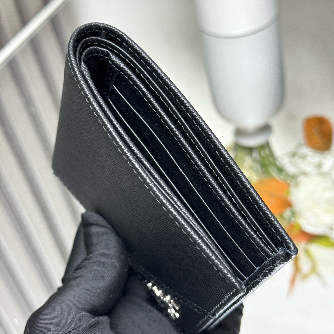 프라다 사피아노 레더 반지갑