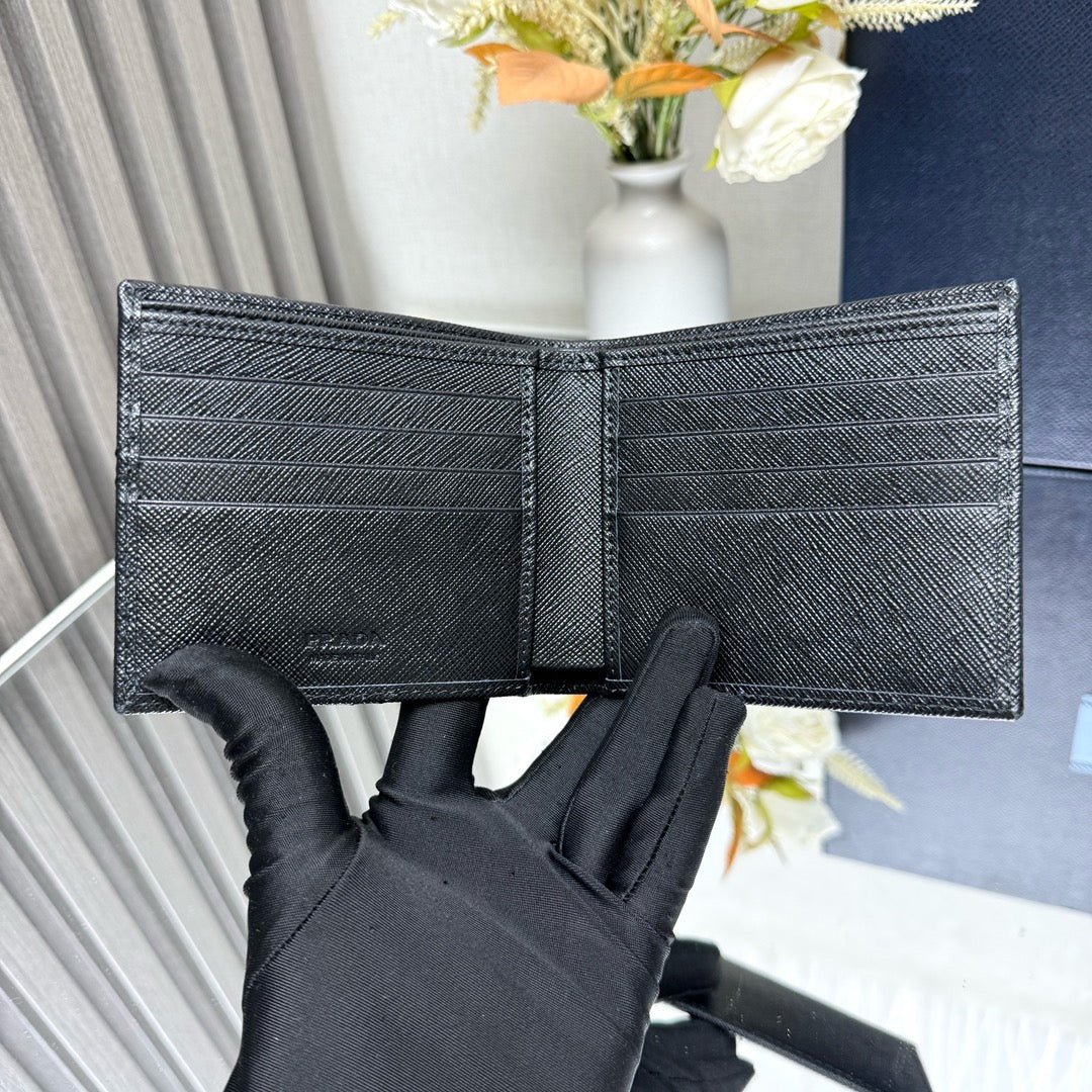 프라다 사피아노 레더 반지갑