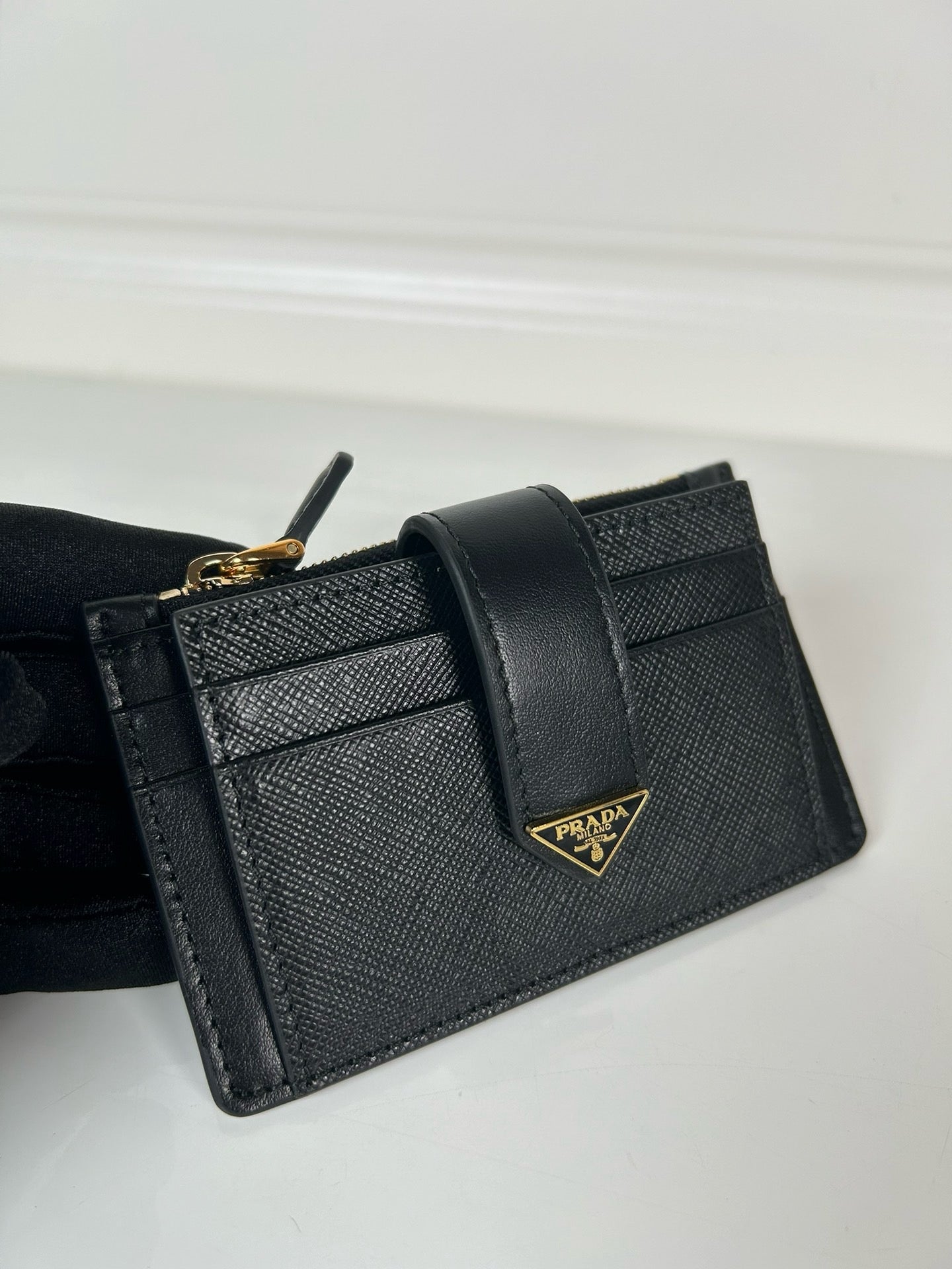 프라다 레더 카드 홀더