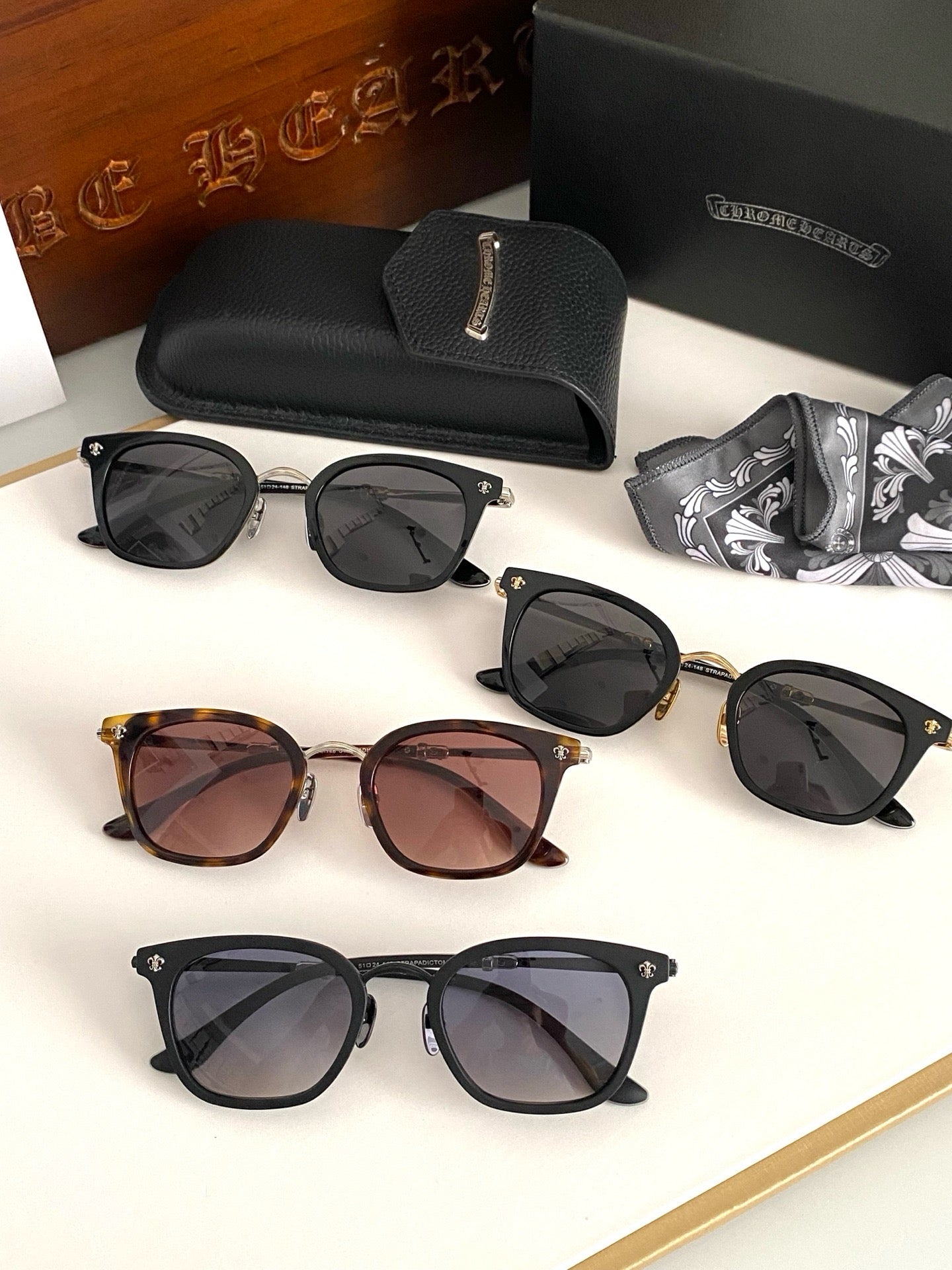 크롬하츠 스트라파딕텀 선글라스