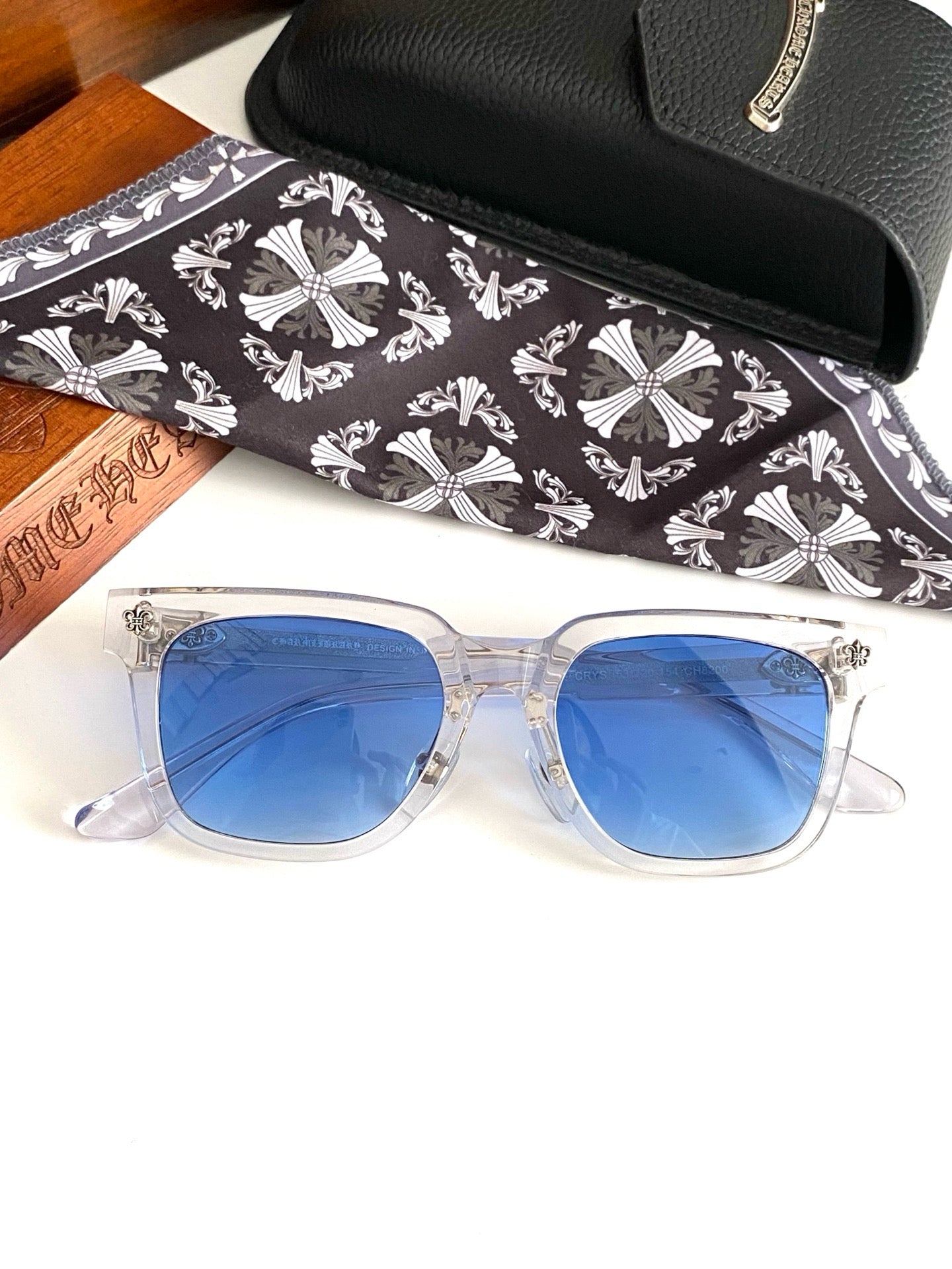 크롬하츠 선글라스