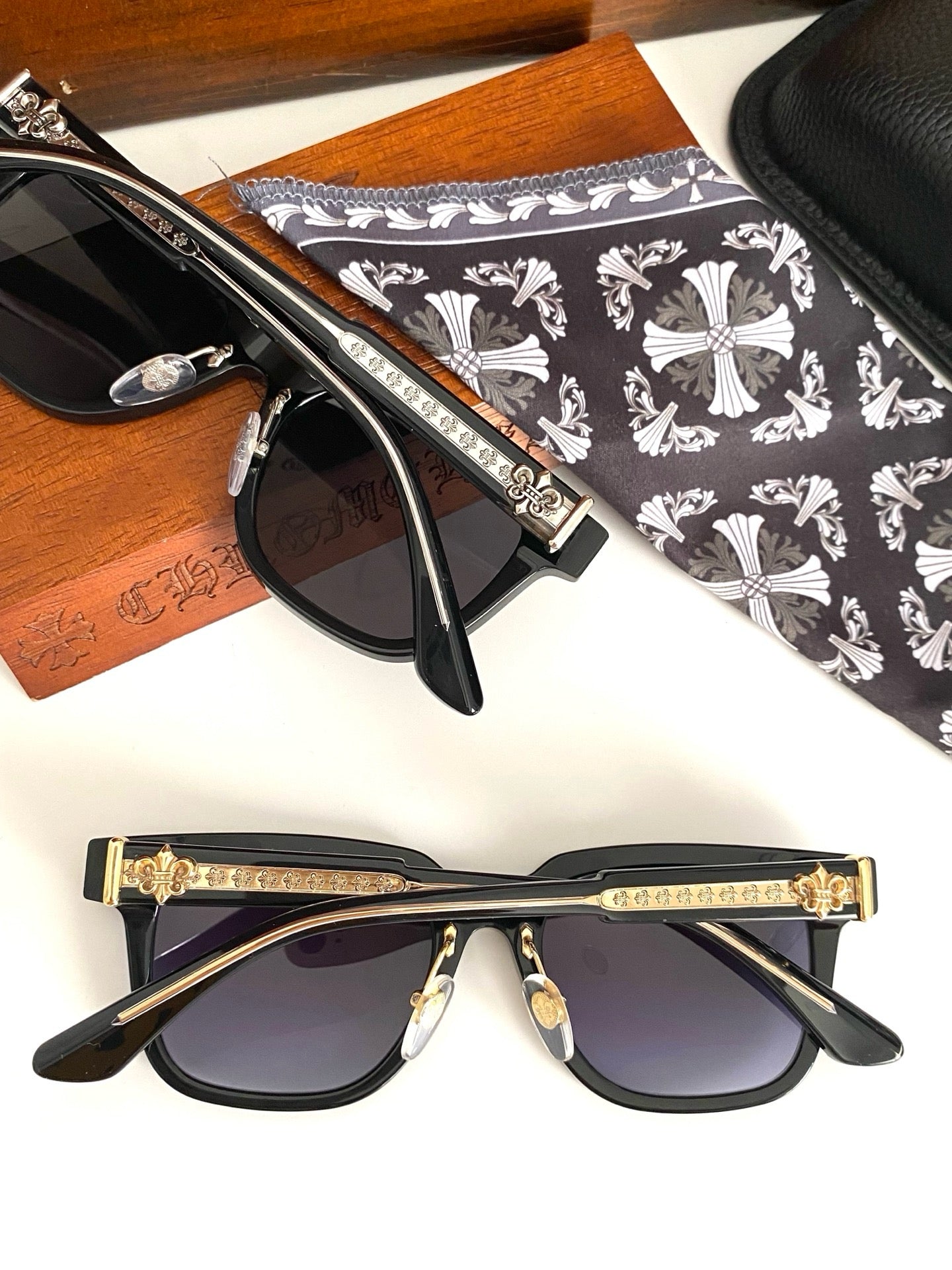 크롬하츠 선글라스