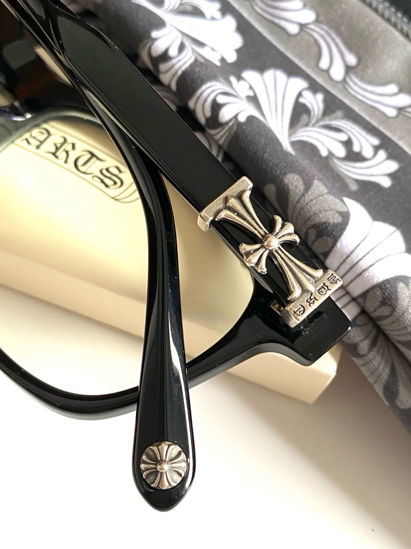 크롬하츠 콕스 어커