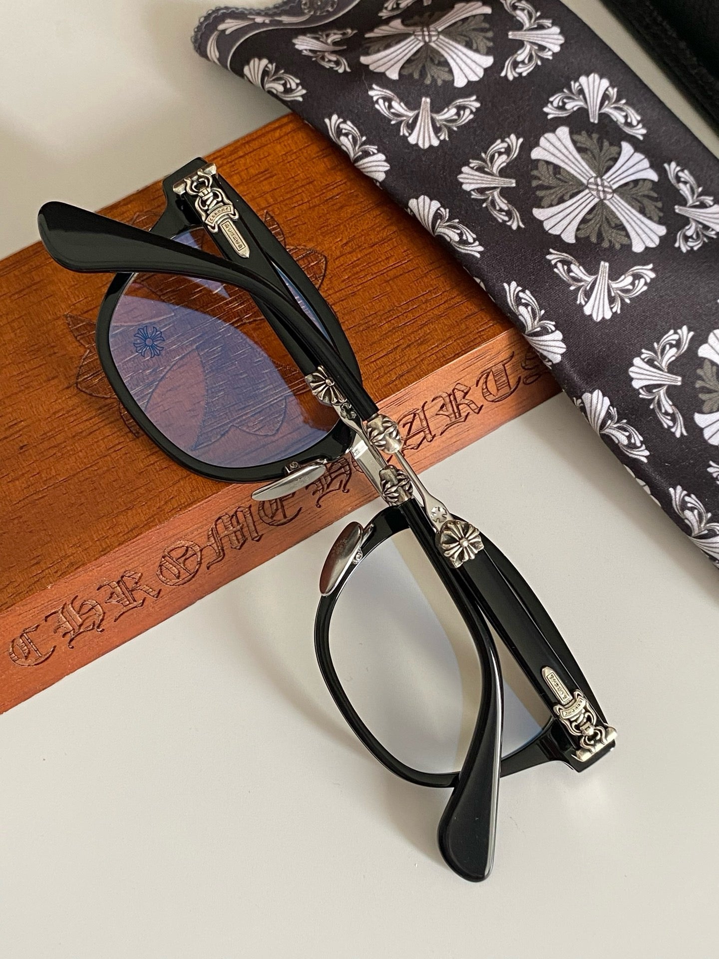 크롬하츠 덕버터