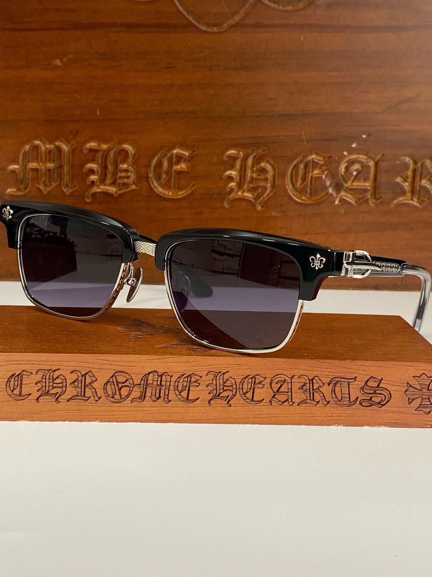 크롬하츠 선글라스