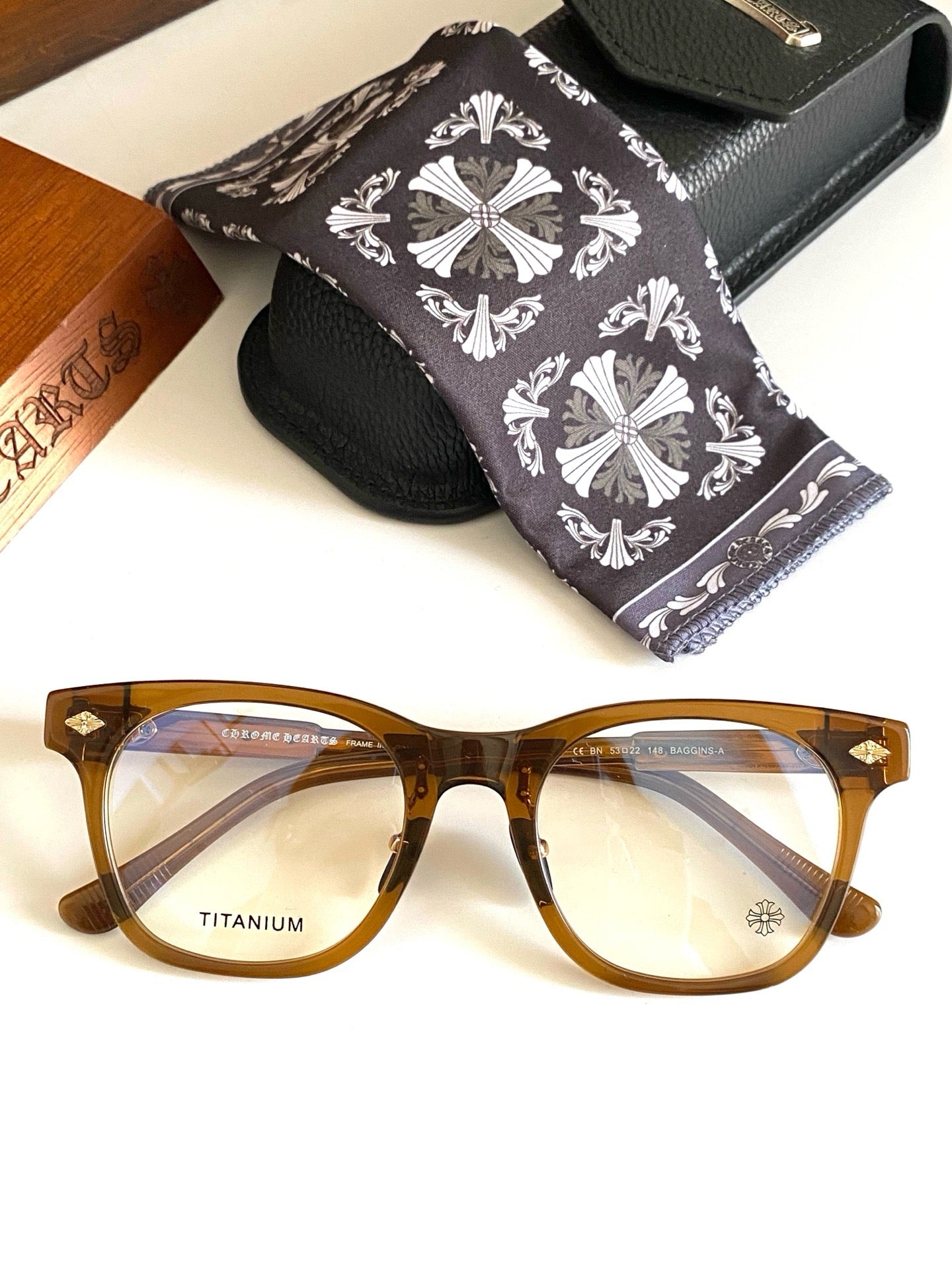 크롬하츠 배긴스