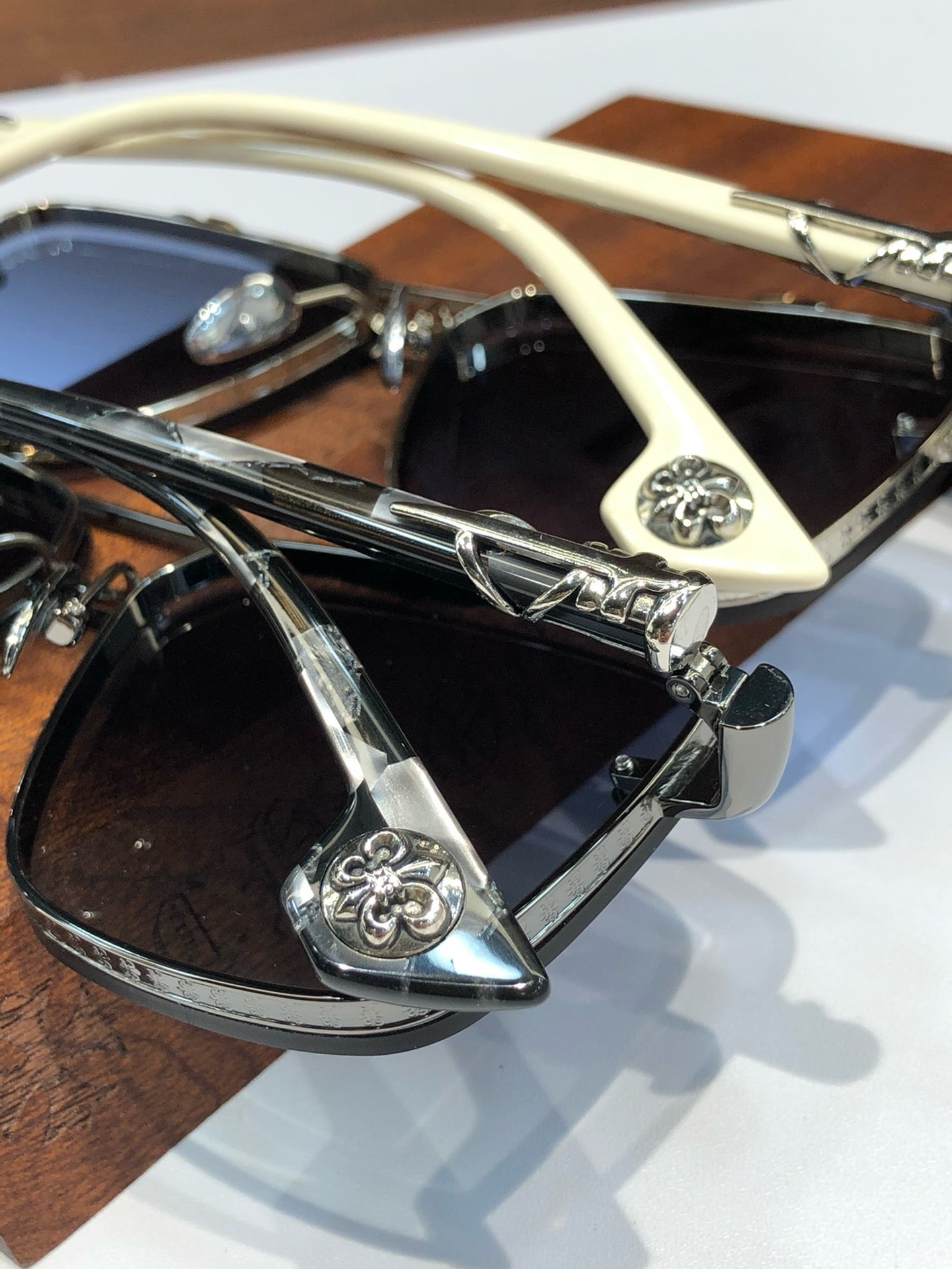 크롬하츠 선글라스