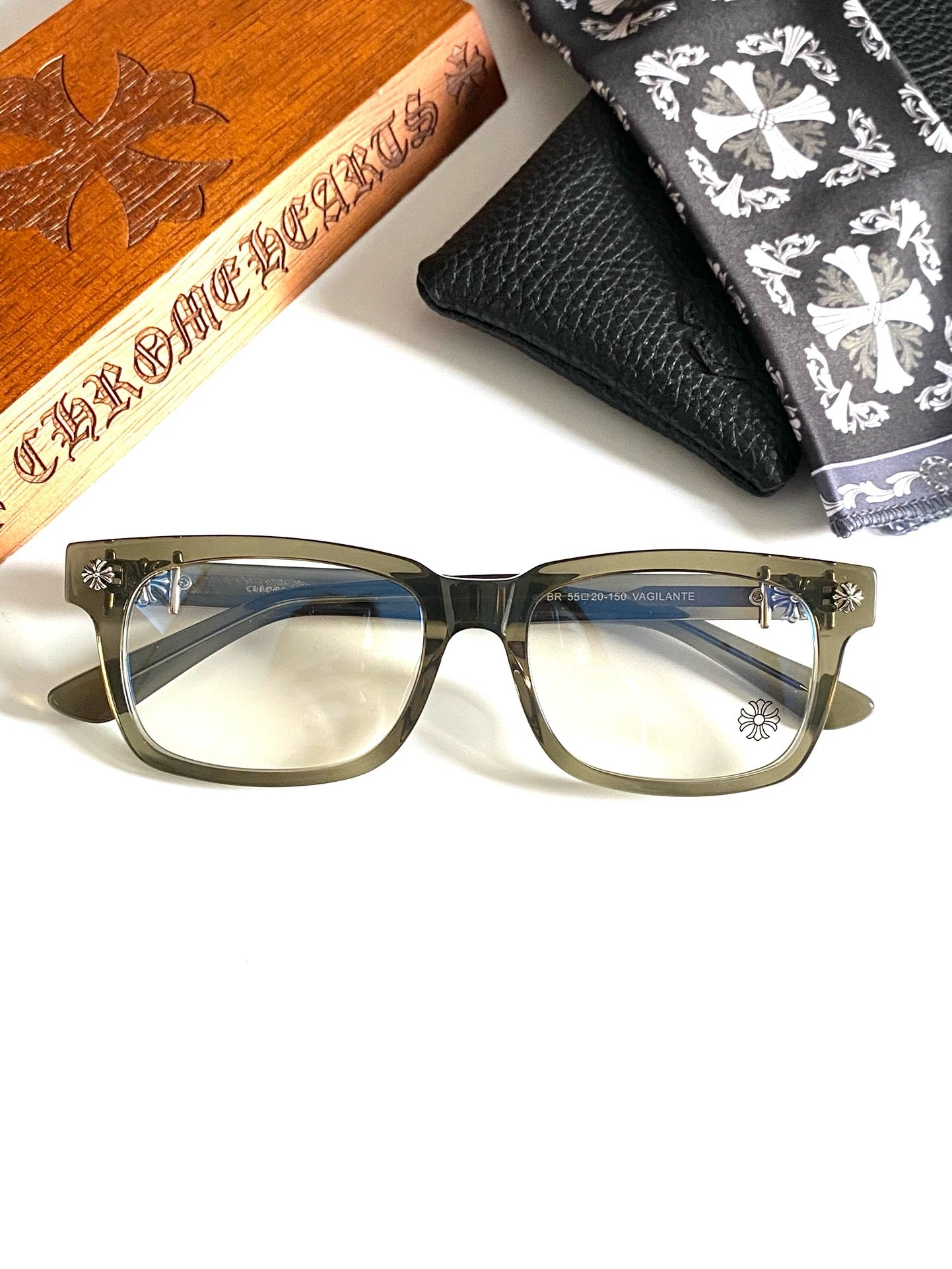 크롬하츠 바질란테