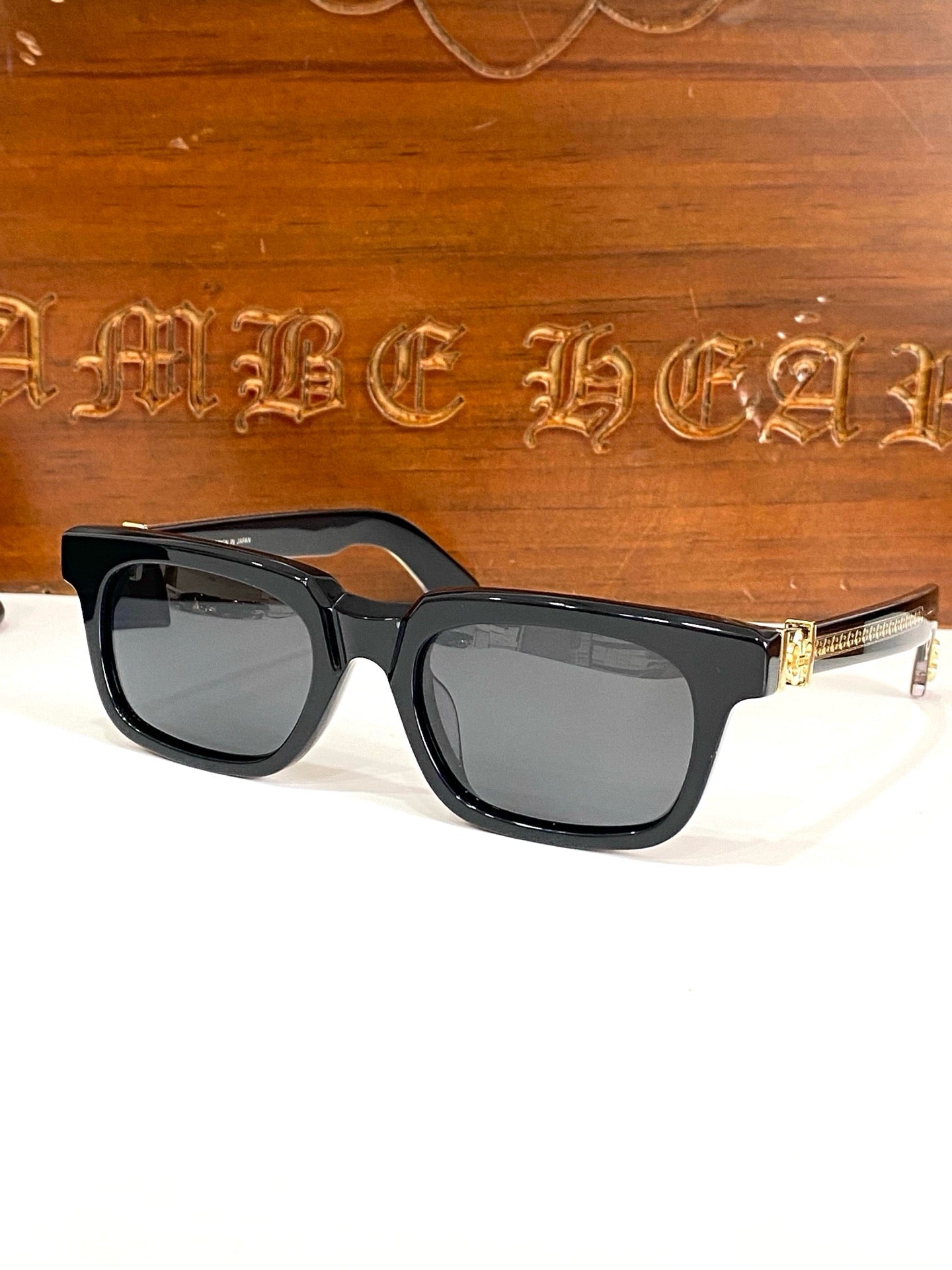 크롬하츠 씨유인티 선글라스