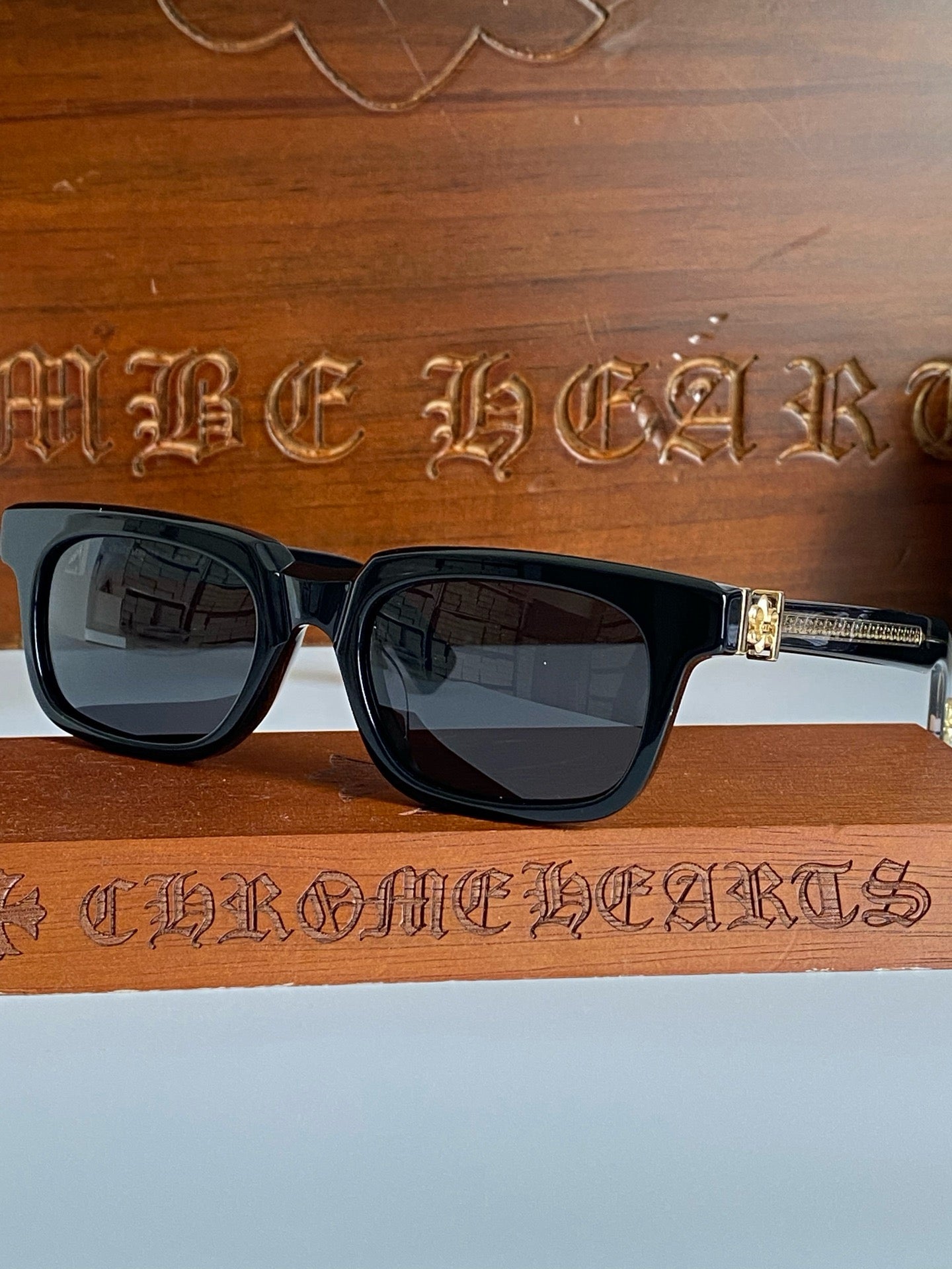 크롬하츠 씨유인티 선글라스