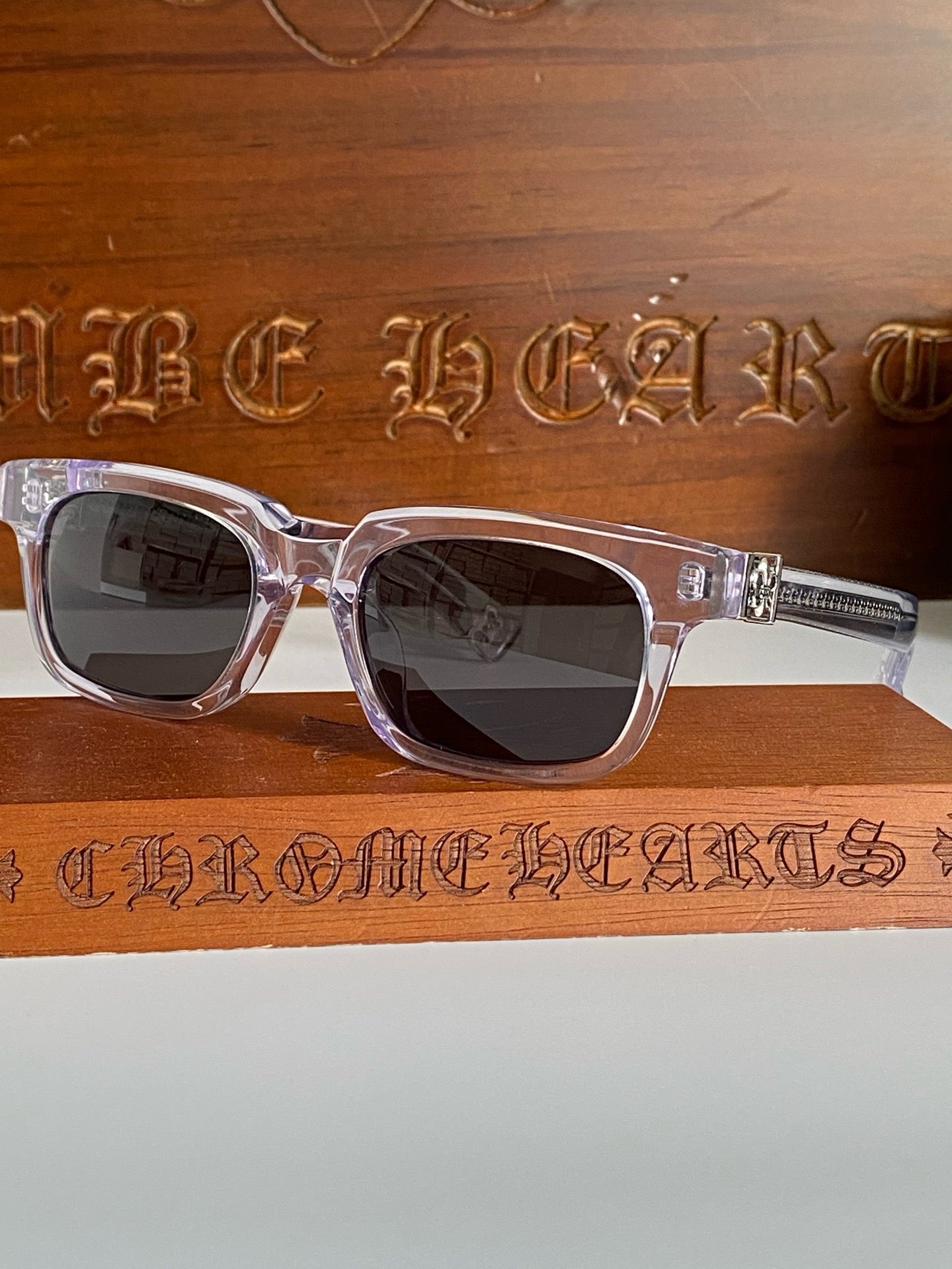 크롬하츠 씨유인티 선글라스