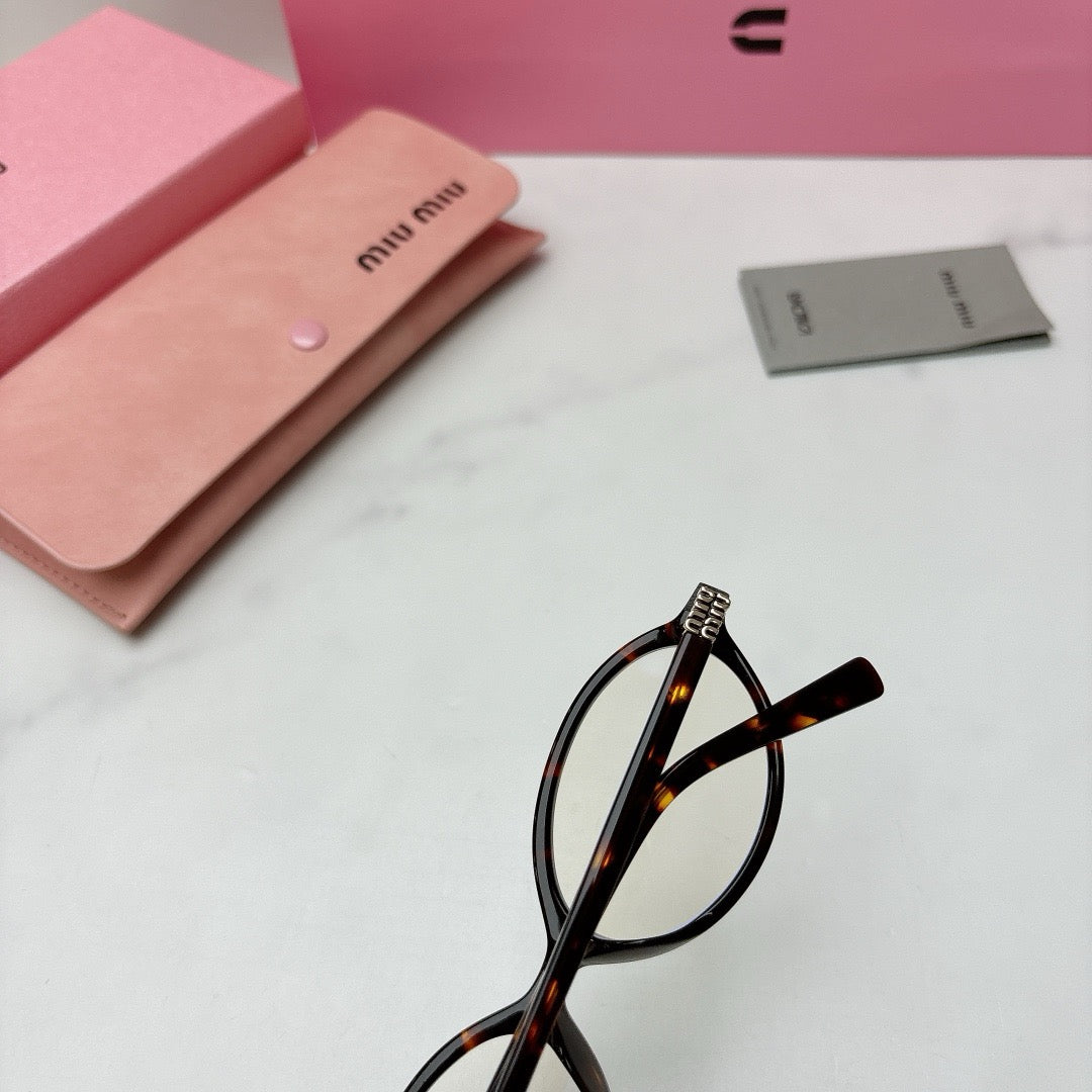 미우미우 안경 SMU04Z