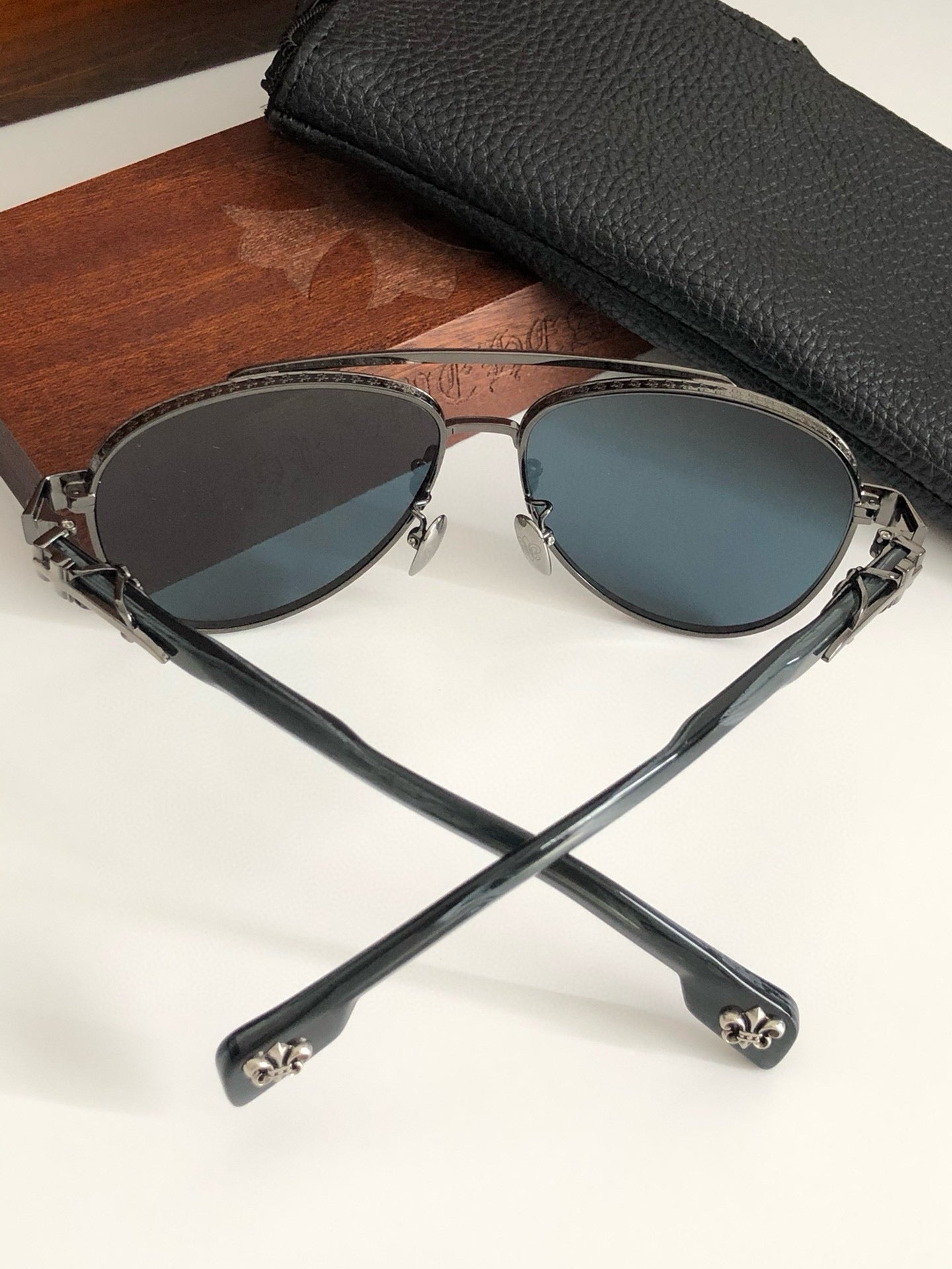 크롬하츠 선글라스