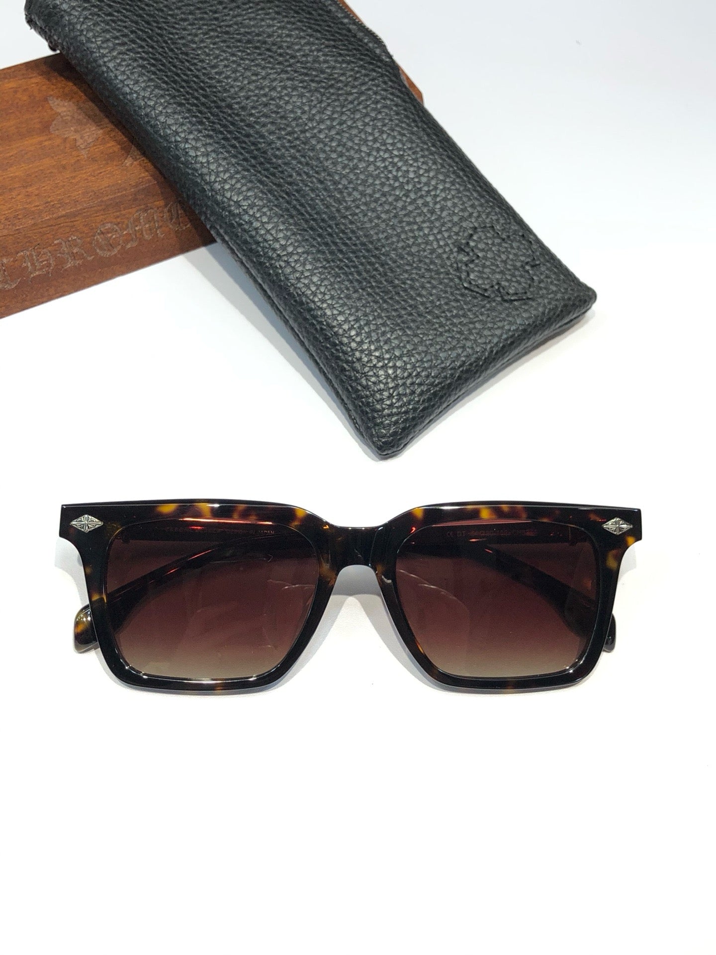 크롬하츠 선글라스