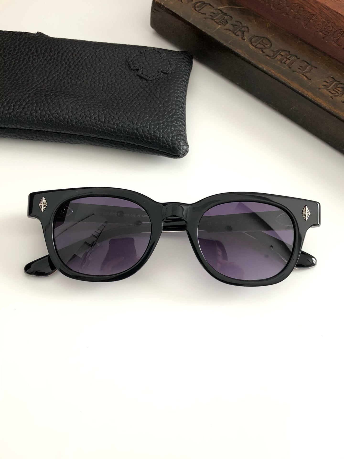 크롬하츠 선글라스