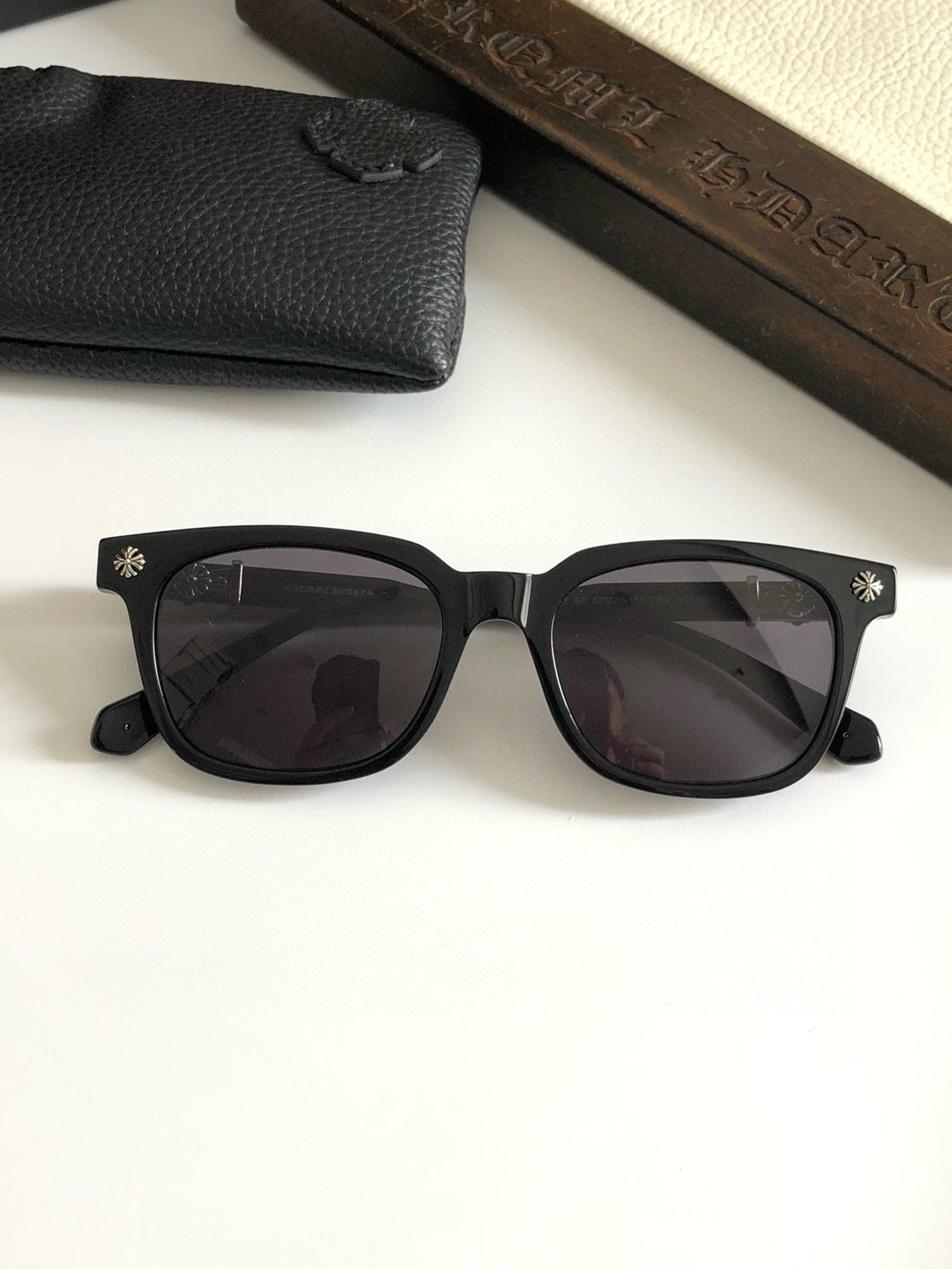 크롬하츠 콕스 어커 선글라스