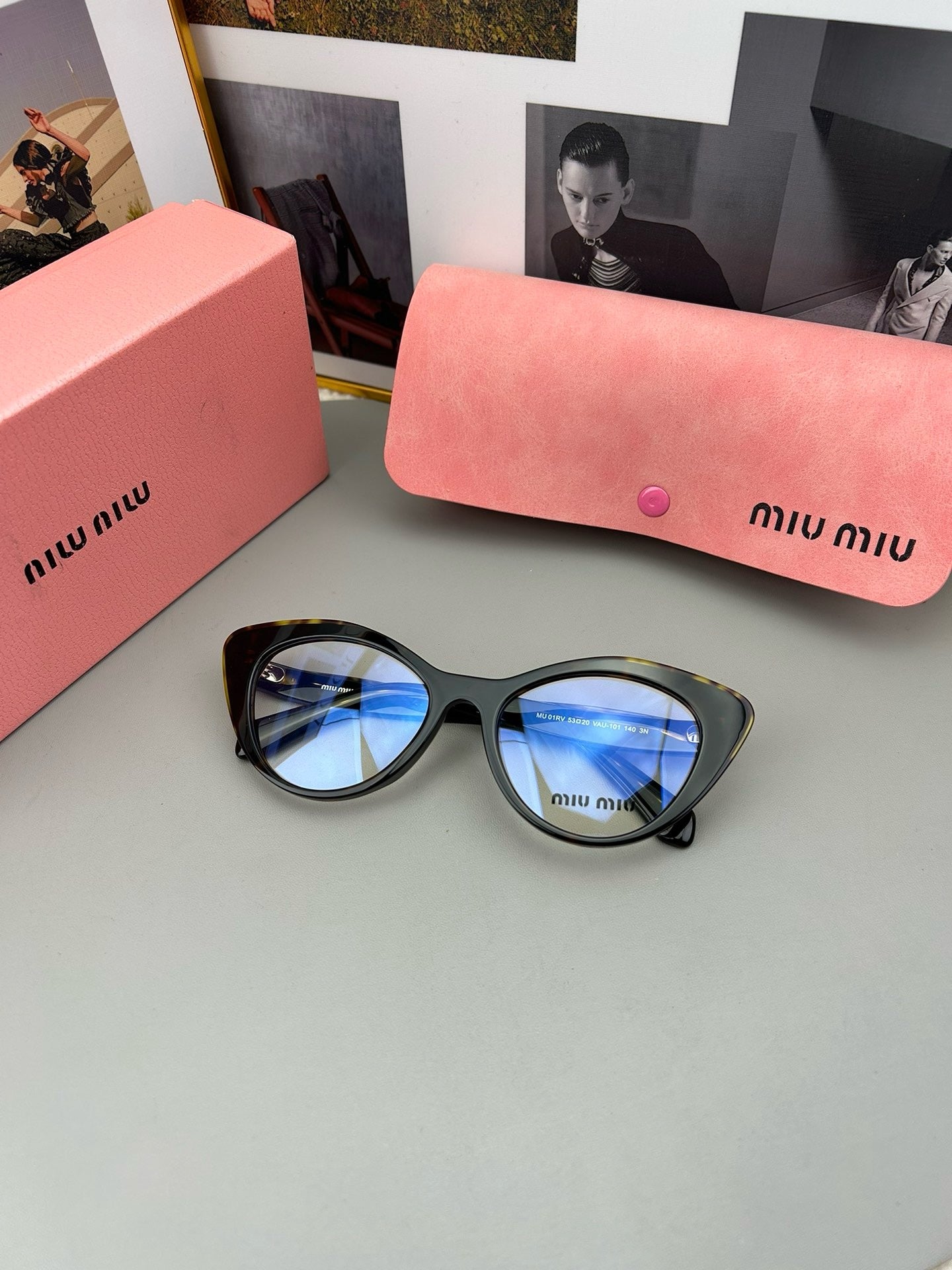 미우미우 안경 MU01RV