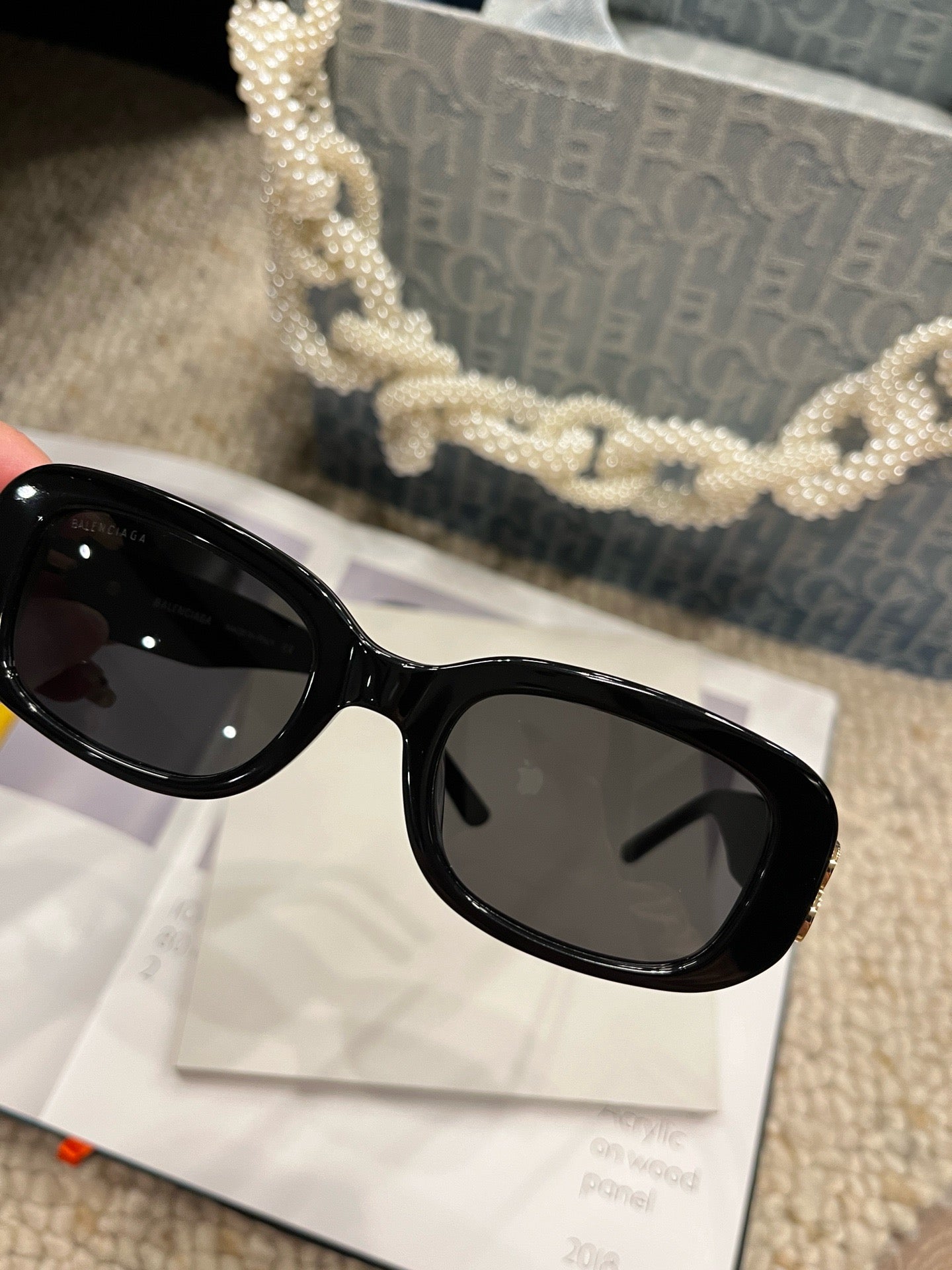 발렌시아가 선글라스 BB0310