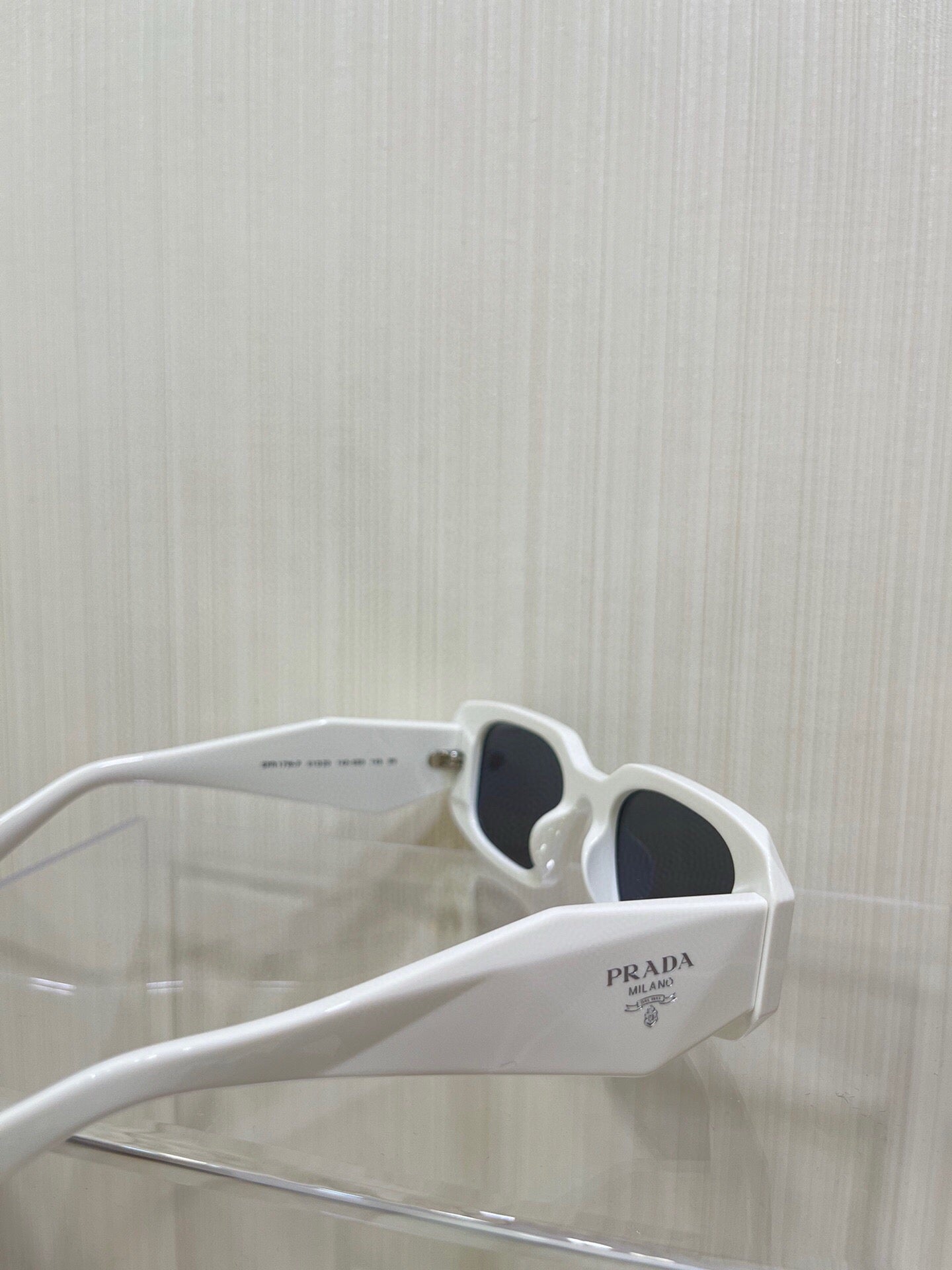 프라다 선글라스