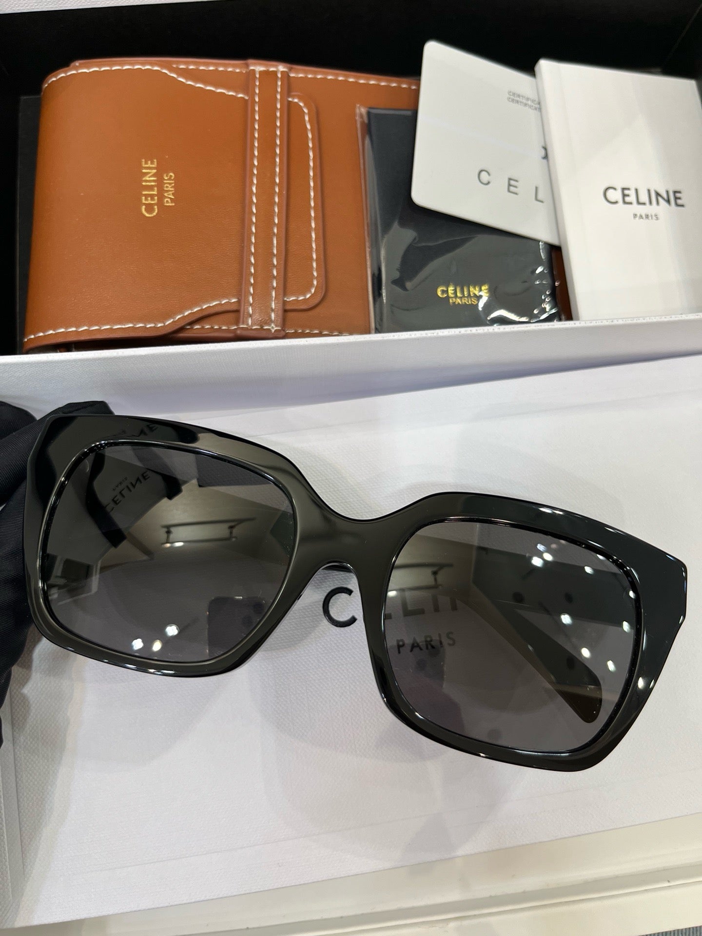 셀린느 선글라스 CL40198